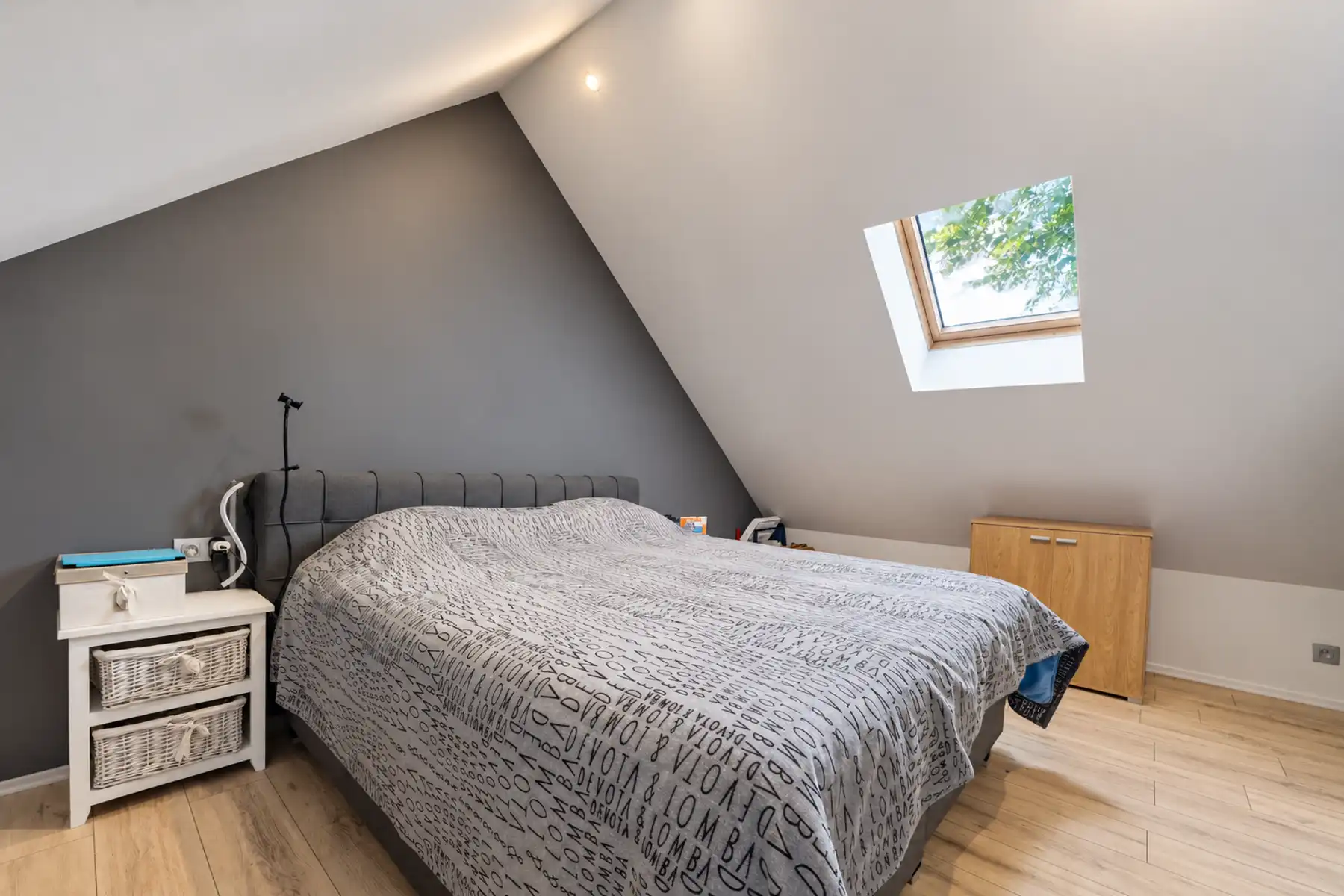 Gezellige woning met 3 slaapkamers en grote tuin. foto 12