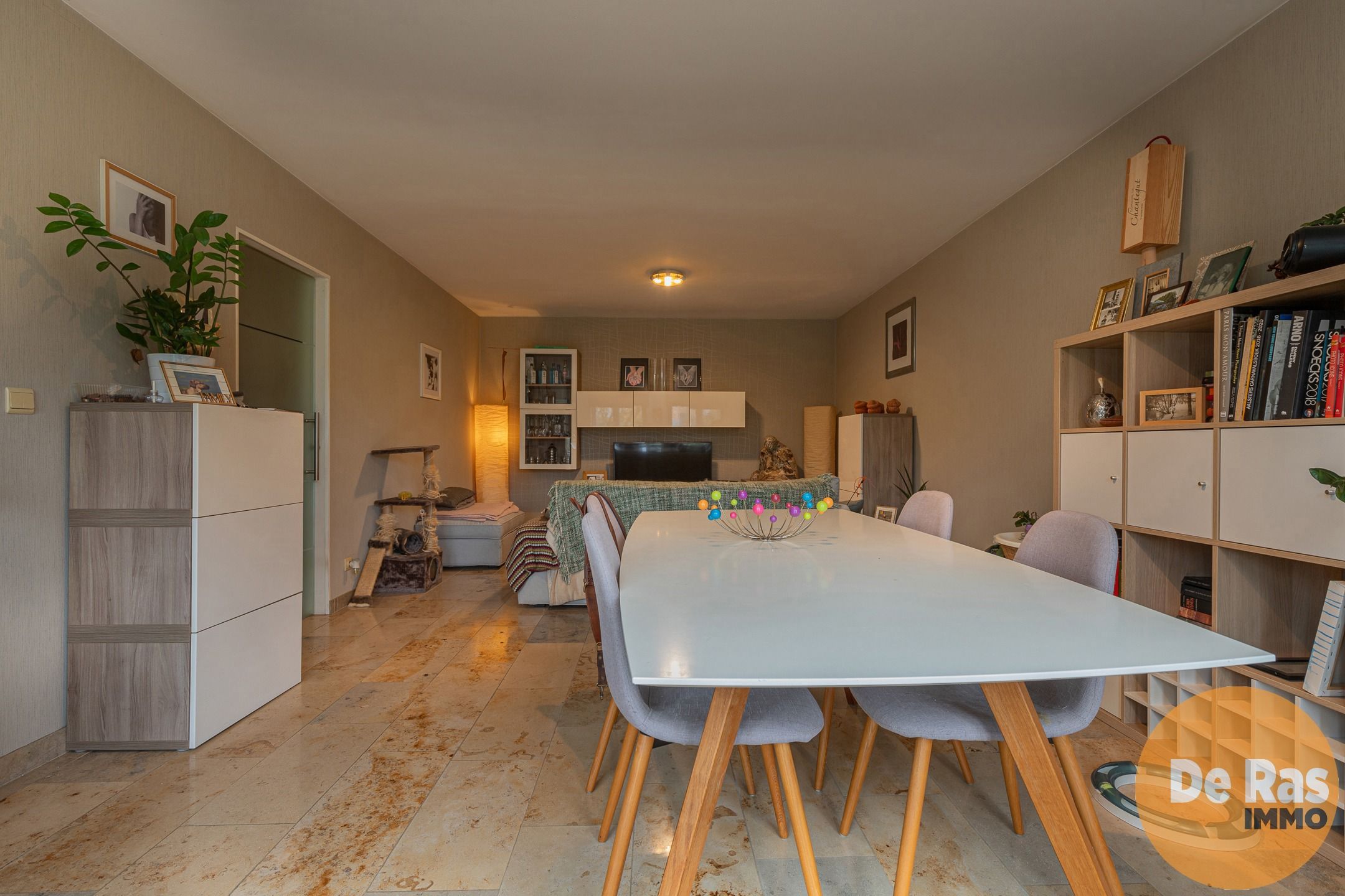 GIJZEGEM - centraal gelegen app met 2 slaapkamers! foto 2