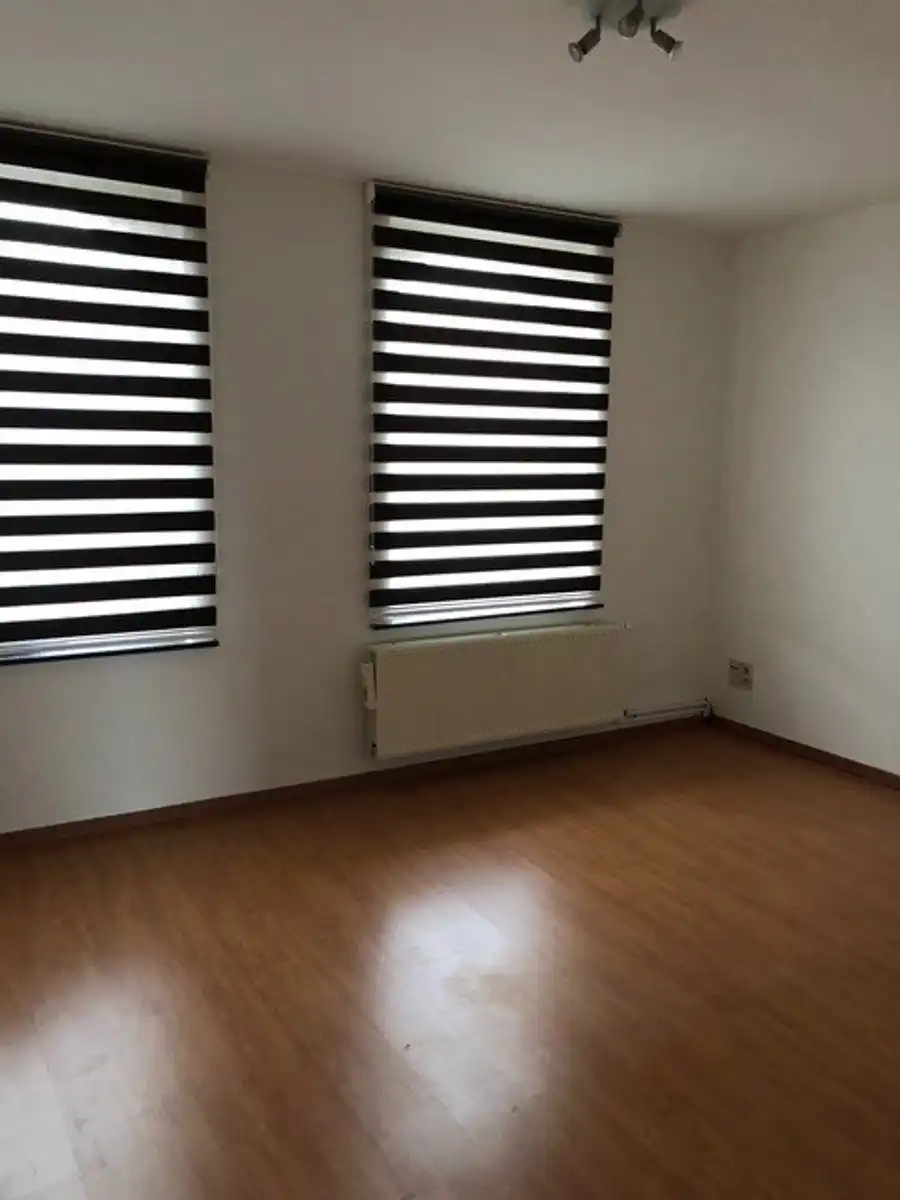 Vernieuwde instapklare woning! foto 10