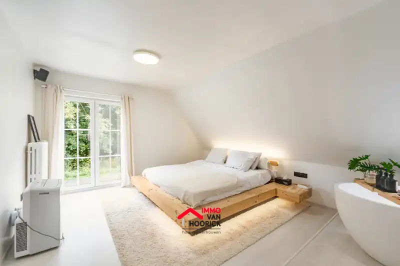 Opgeknapte karaktervolle instapklare woning OB - topligging! foto 13