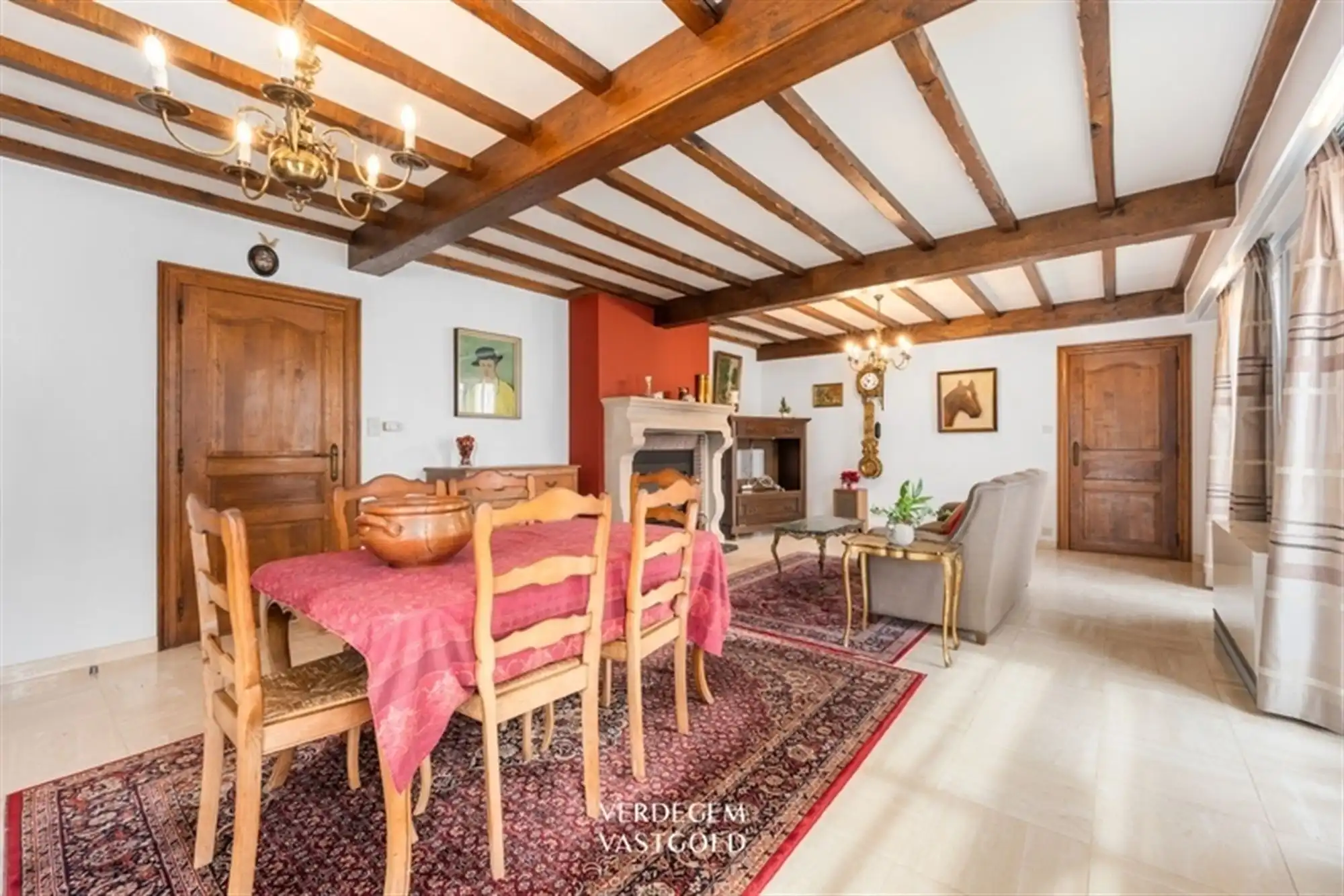 Tijdloze villa met 5+ slaapkamers en tuin, volledig onderkelderd foto 9