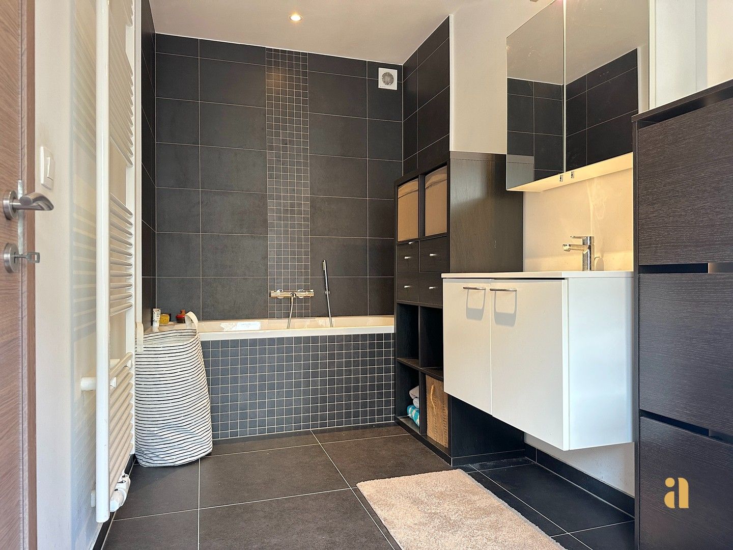 Lichtrijke woning in een gezellige leefstraat foto 8