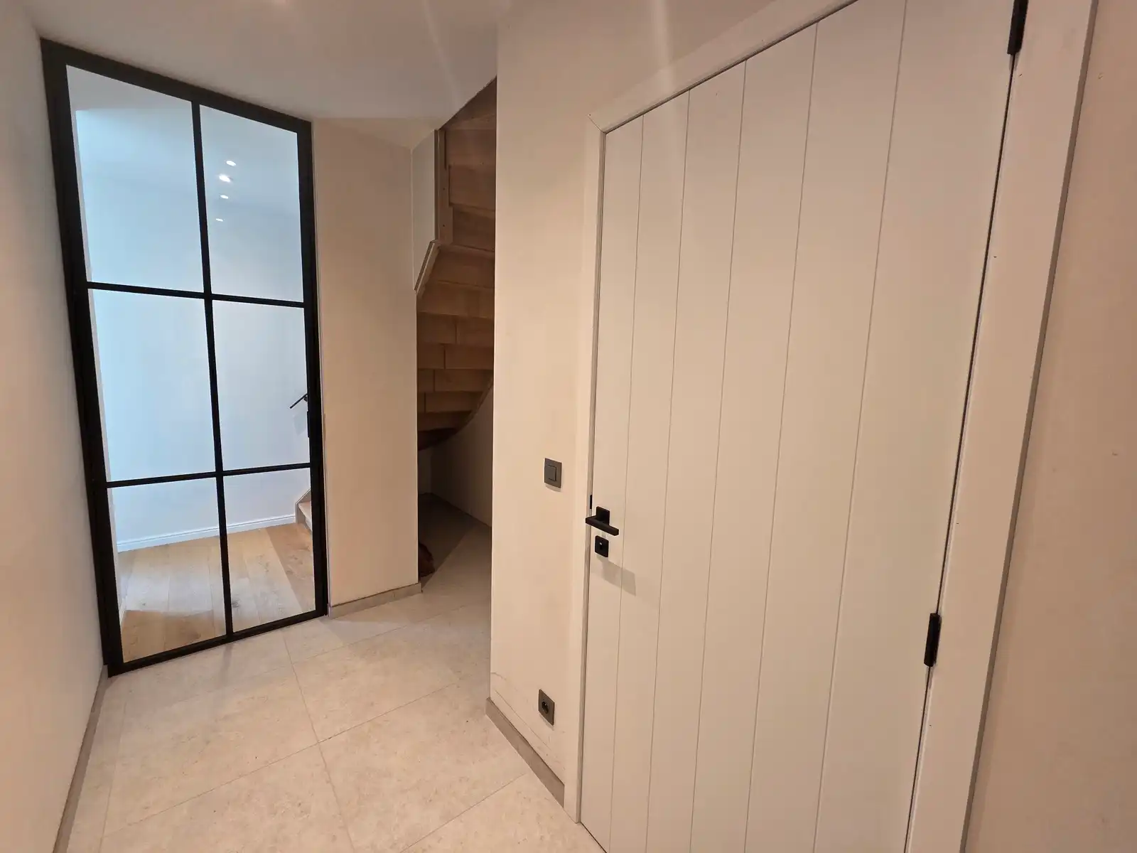 Luxe nieuwbouwvilla! foto 8