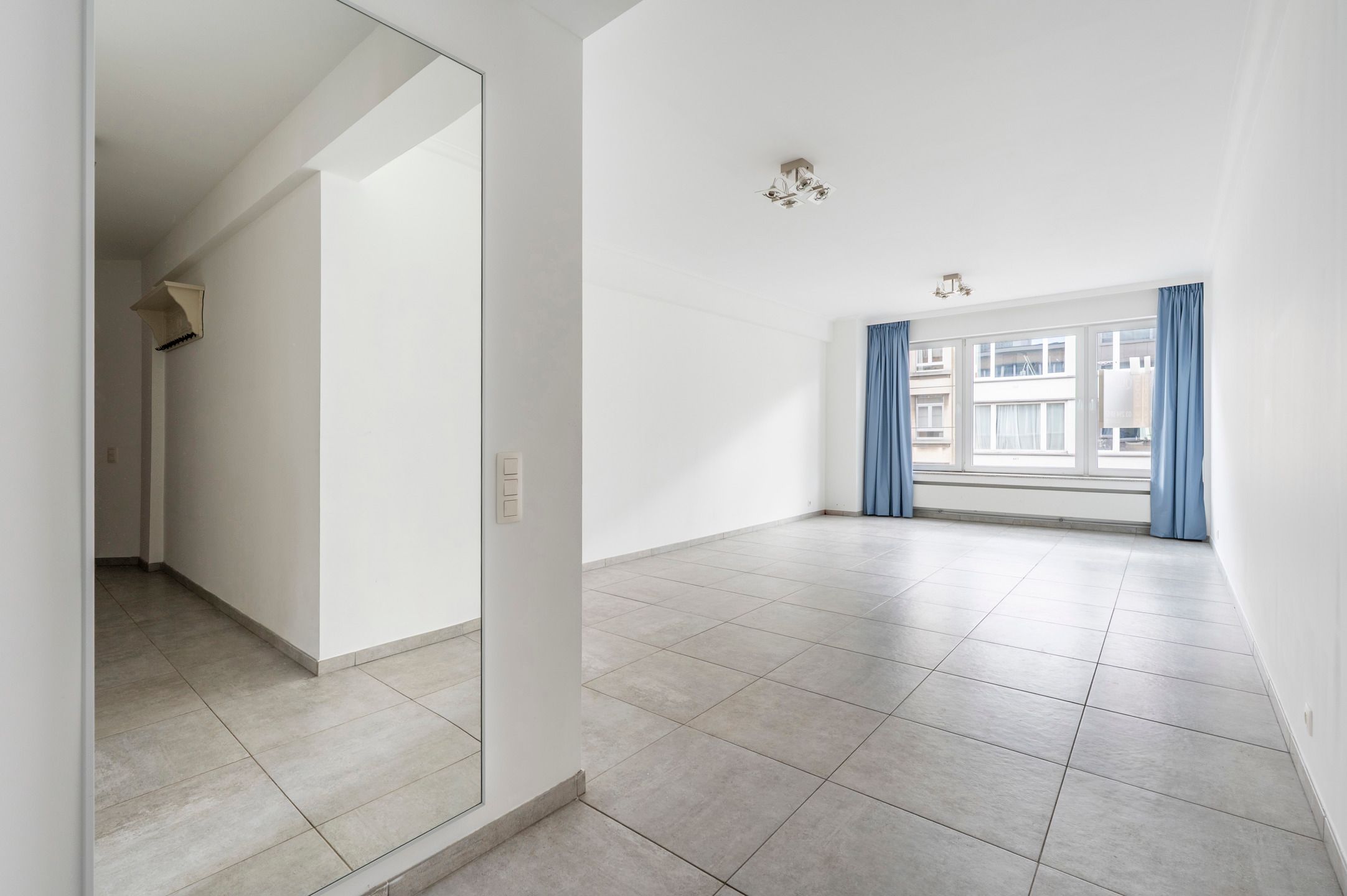 Instapklaar appartement in charmant gebouw op toplocatie! foto 8