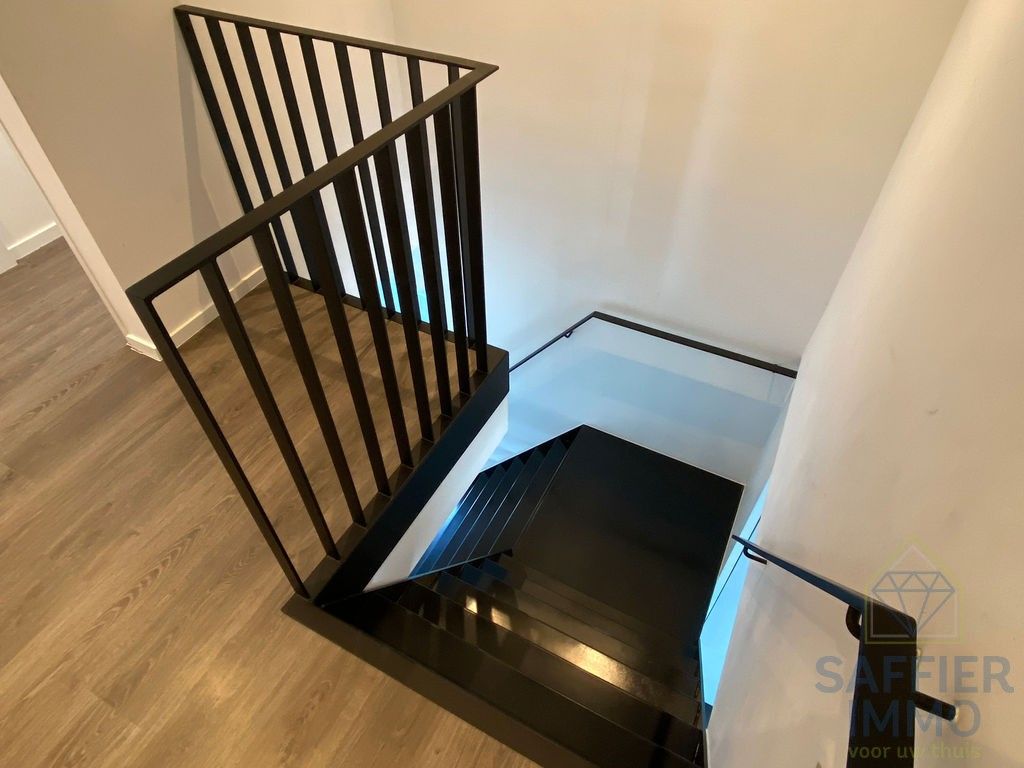 Ruime woning met 4 slaapkamers te huur in Pittem foto 13