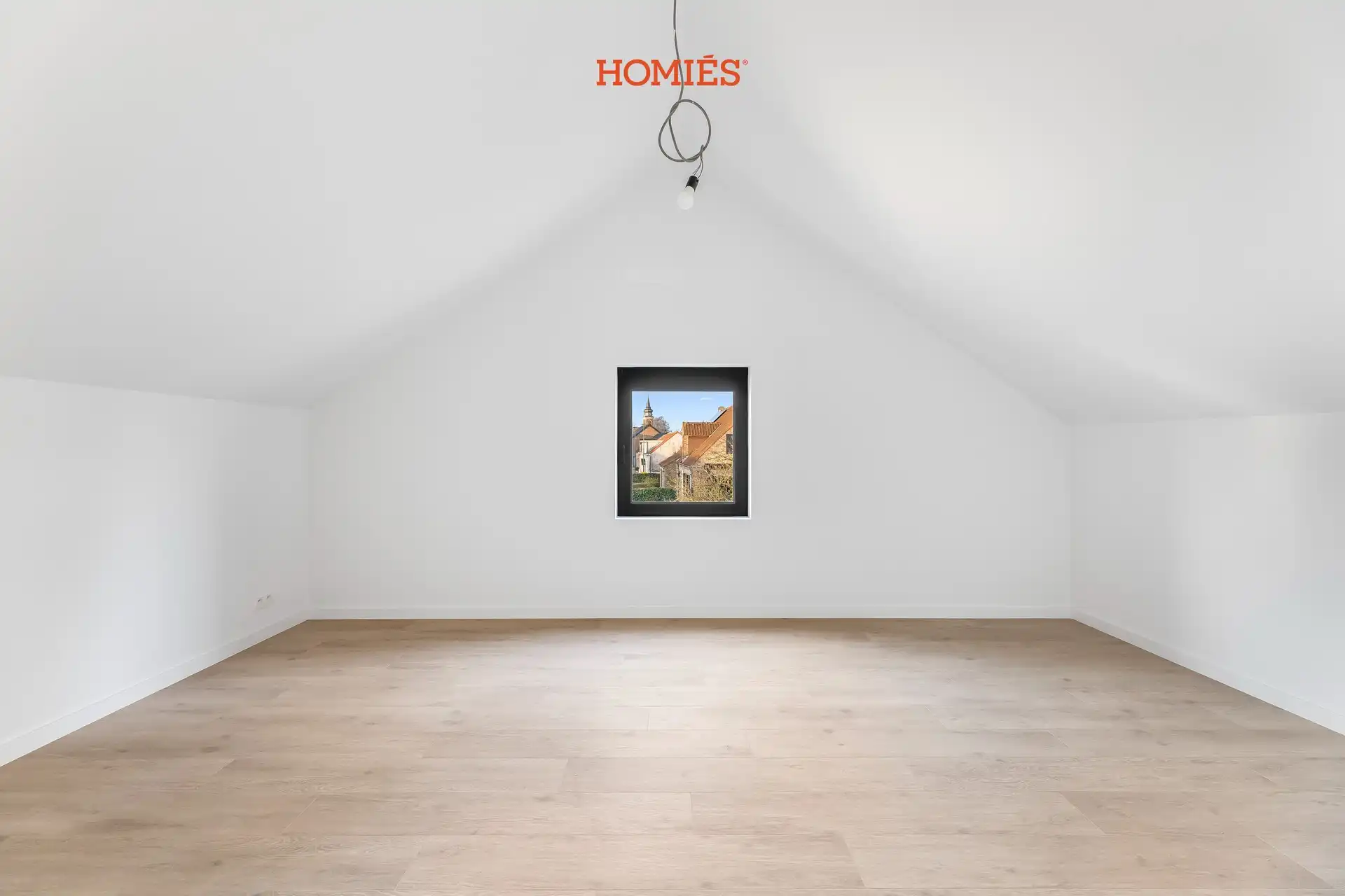 Volledig gerenoveerde woning met 4 slaapkamers foto 15