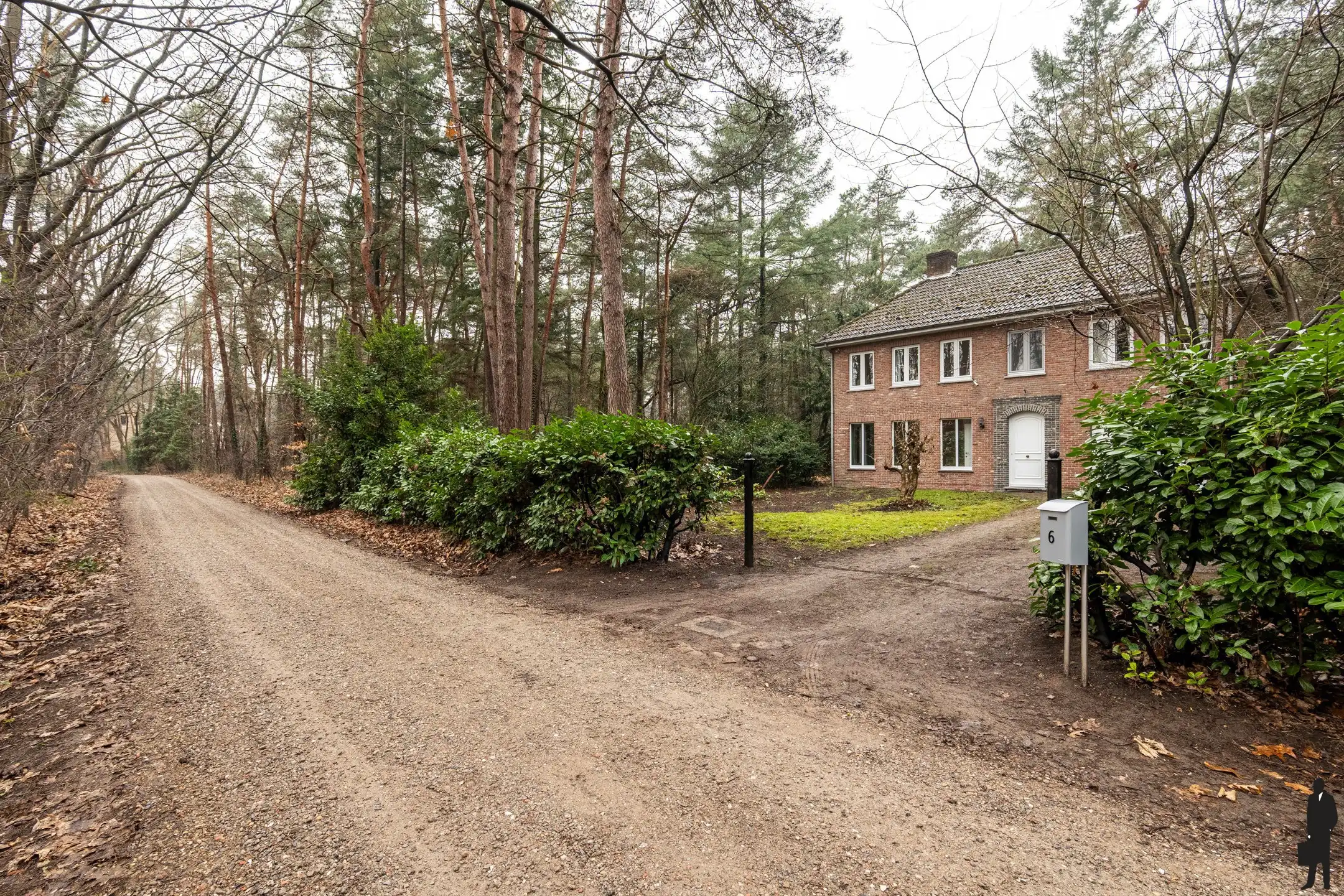 Gerenoveerde gezinswoning met 4 slaapkamers in Vosselaar foto 2