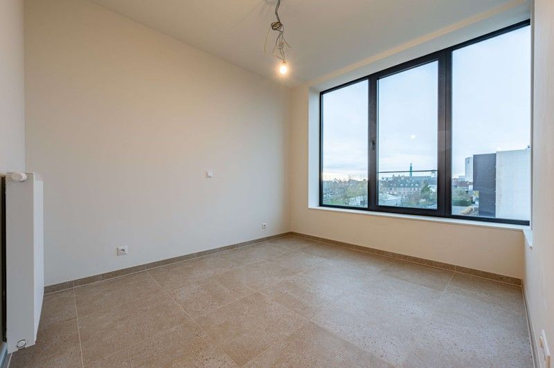 !LAATSTE KANS AANKOOP 6% BTW! Ruim 2 slaapkamer appartement in residentie DAC'ART Izegem. foto 6