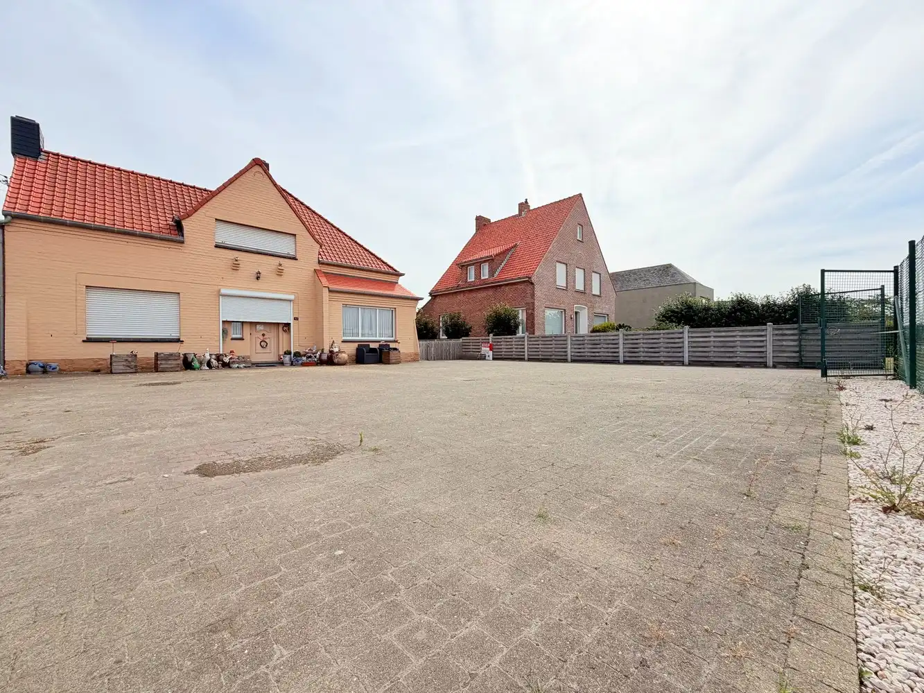 Ruime gezinswoning met 4 volwaardige slaapkamers foto 12