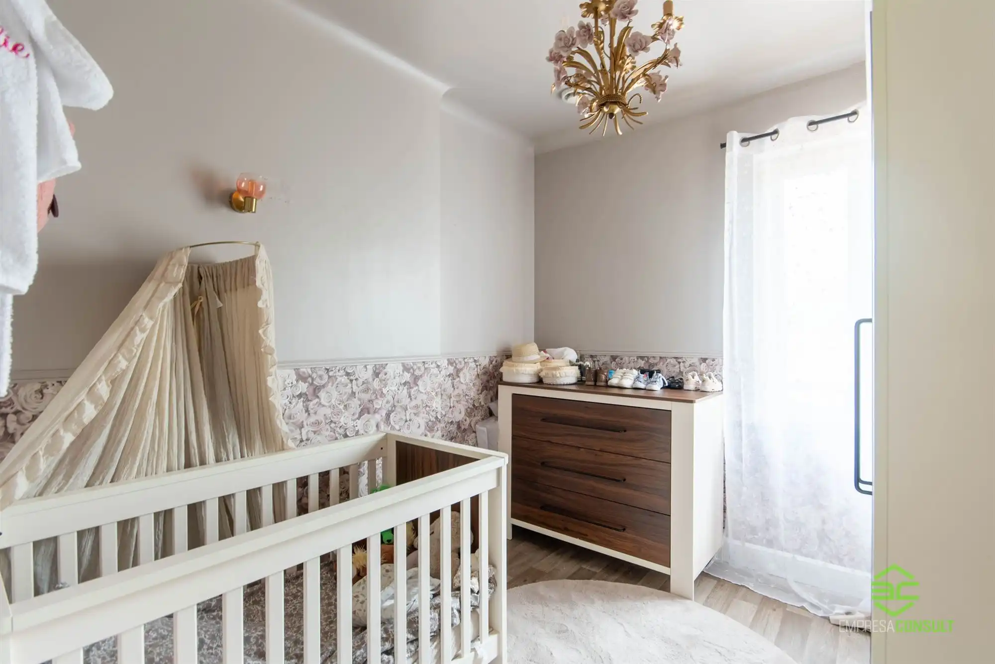 Instapklare woning met 4slpk op 30a 65ca! foto 10