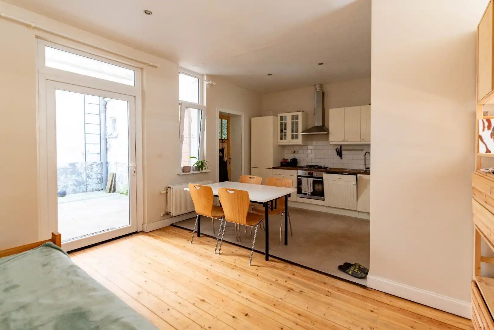 Charmante en veelzijdige woning met studio, 2 slaapkamers foto 22