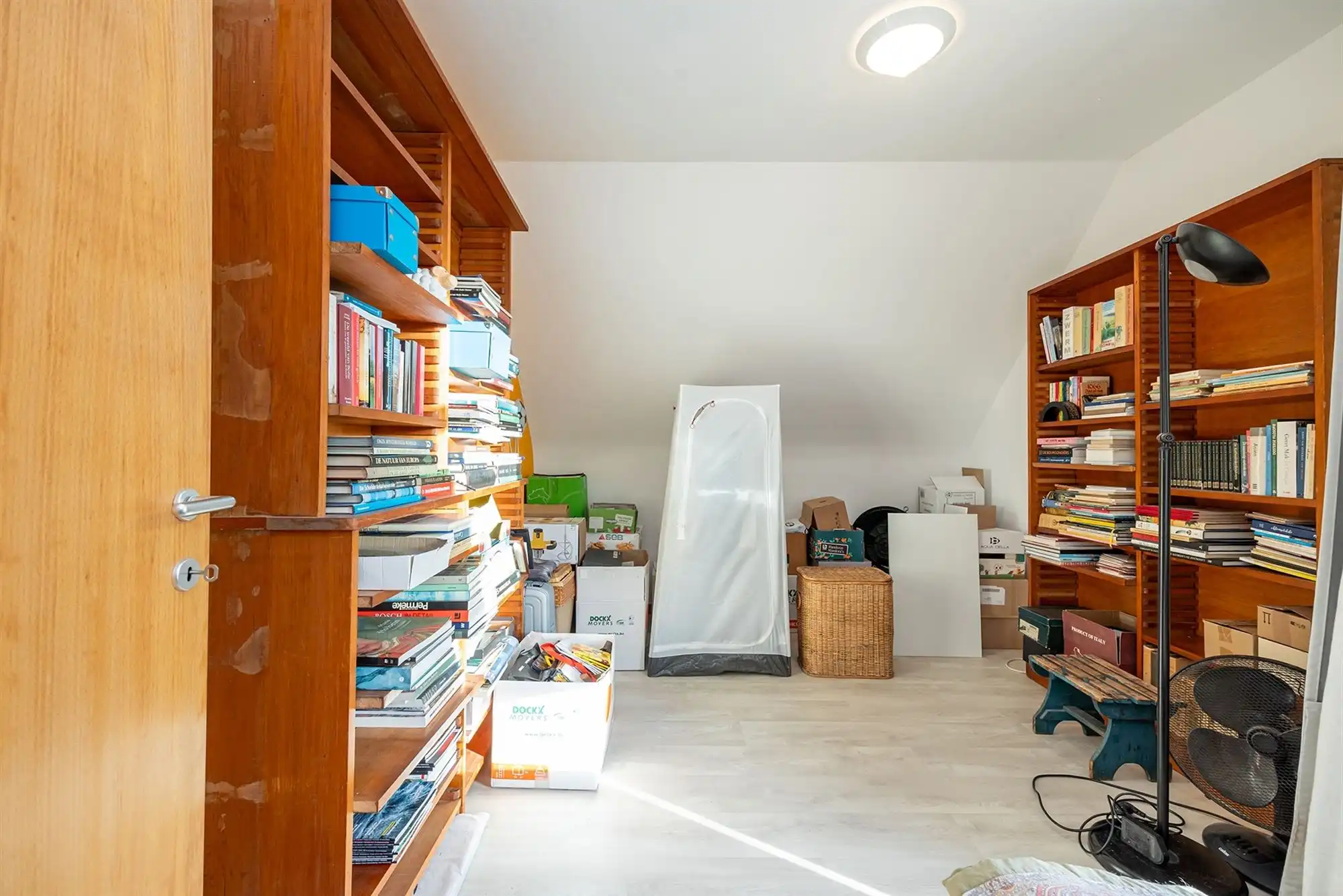 instapklaar huis met drie slaapkamers en ruime tuin foto 16