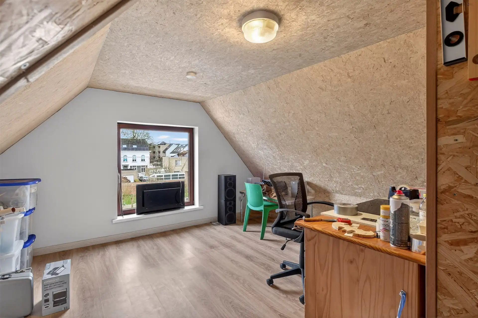 HOB met ruime oprit te Moerbeke foto 15