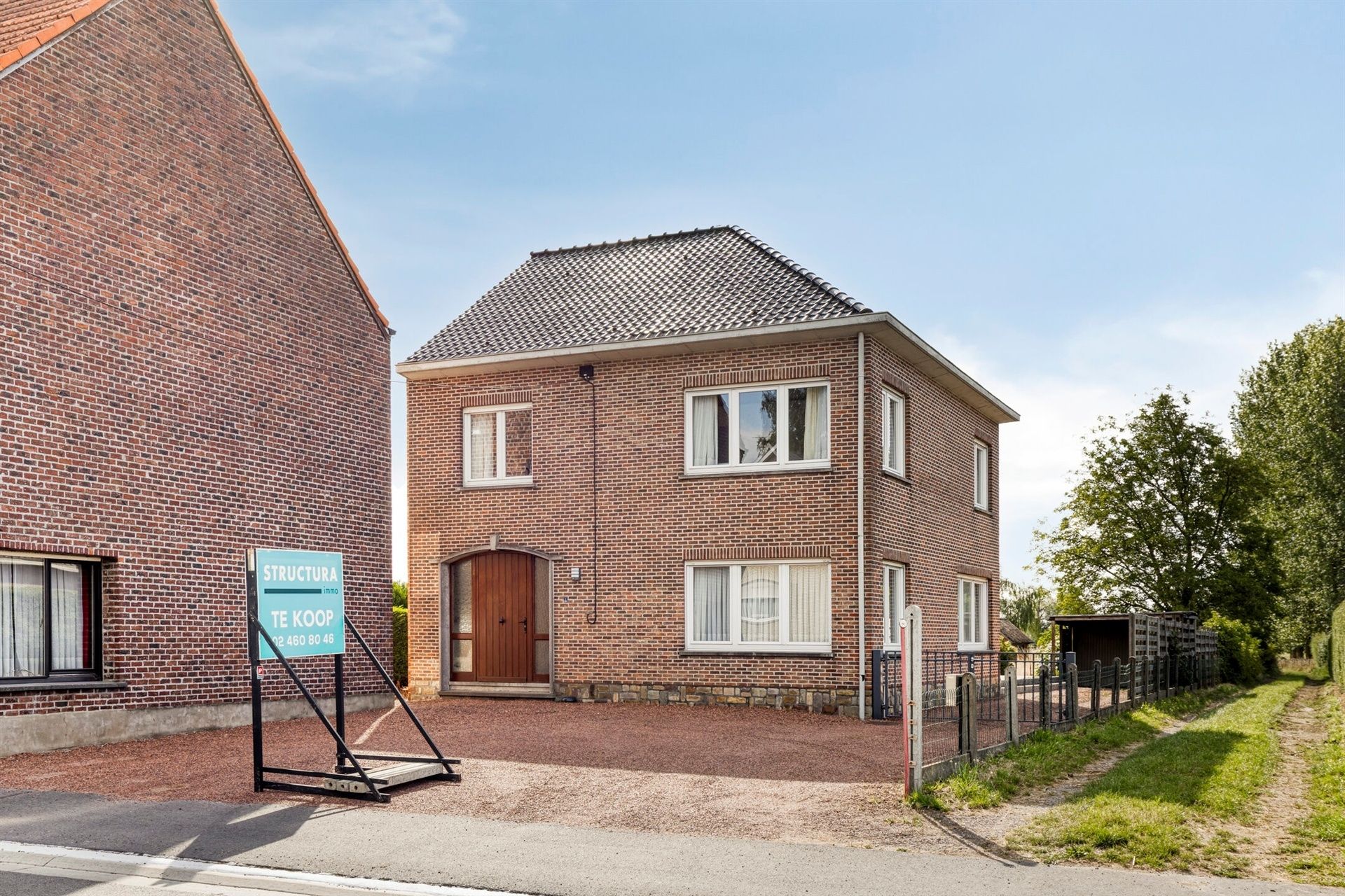 Woning met 4 kamers op terrein van 14a58ca foto 2