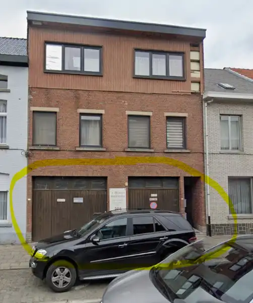 Magazijn te koop – zeldzame opportuniteit foto {{pictureIndex}}