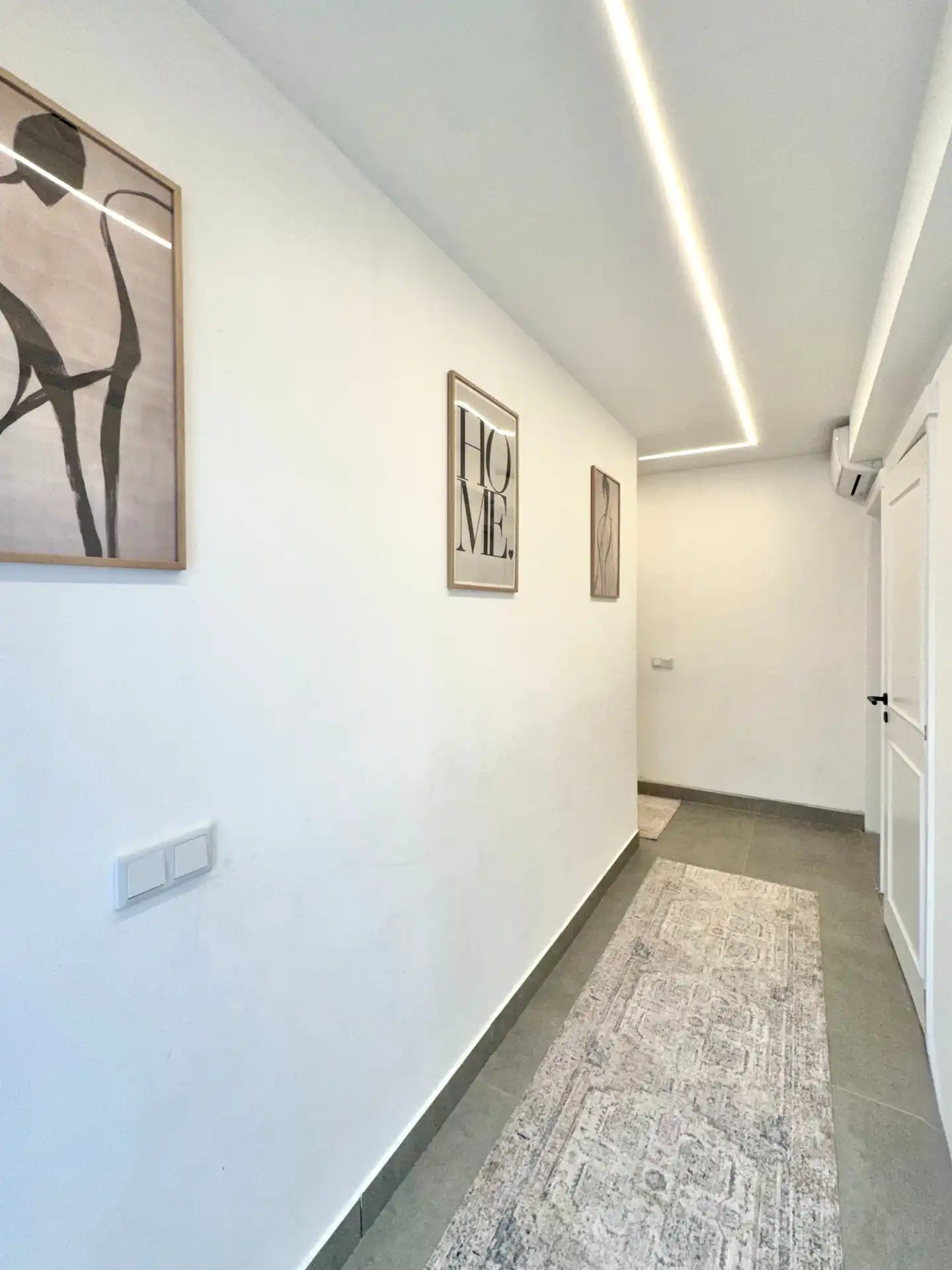 GERENOVEERDE GELIJKVLOERSE WONING | 3 KAMERS | GARAGE | 274 M² foto 18