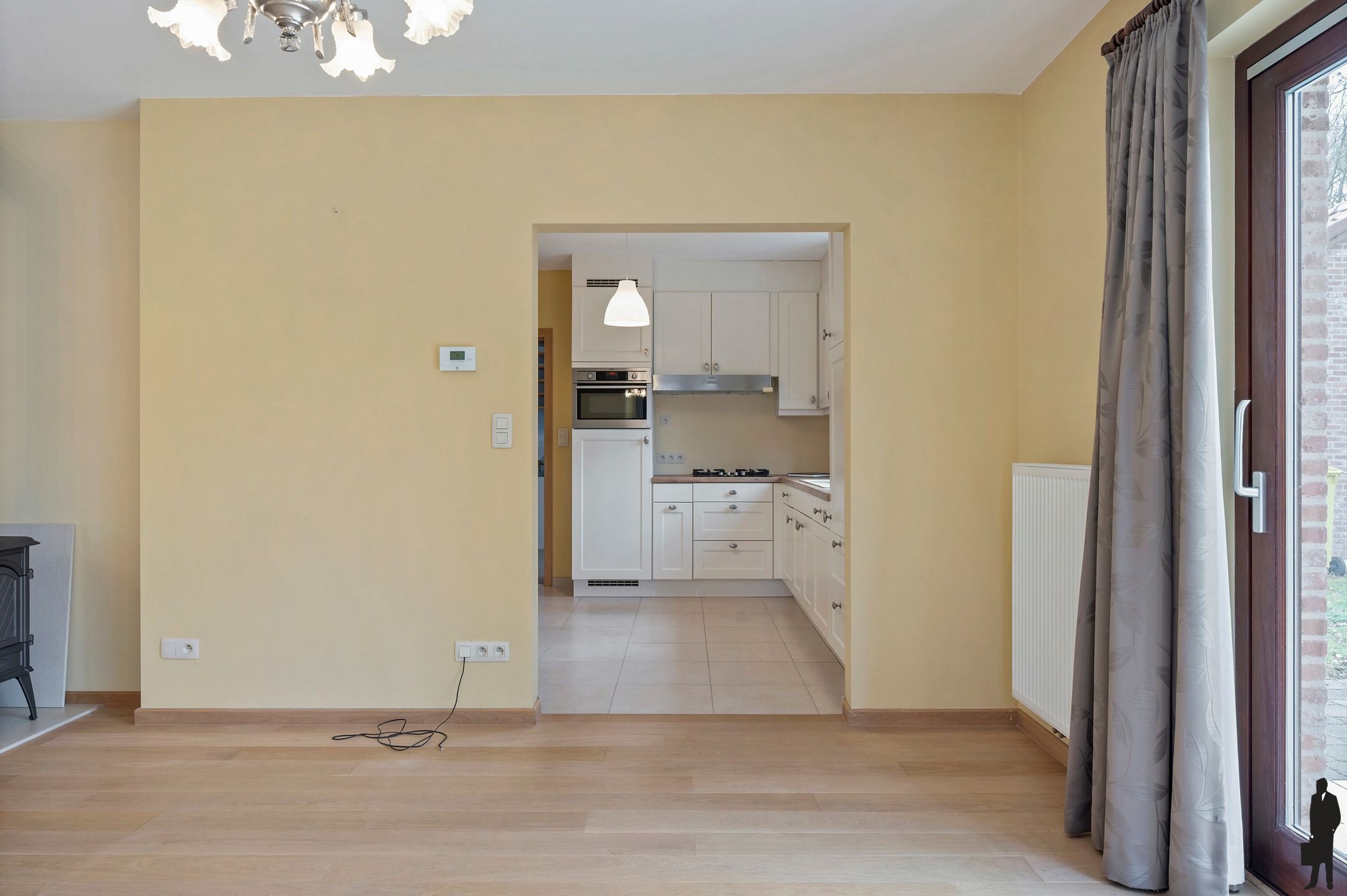 Op zéér gegeerde locatie gelegen villa op een perceel van ca. 982 m²! foto 7