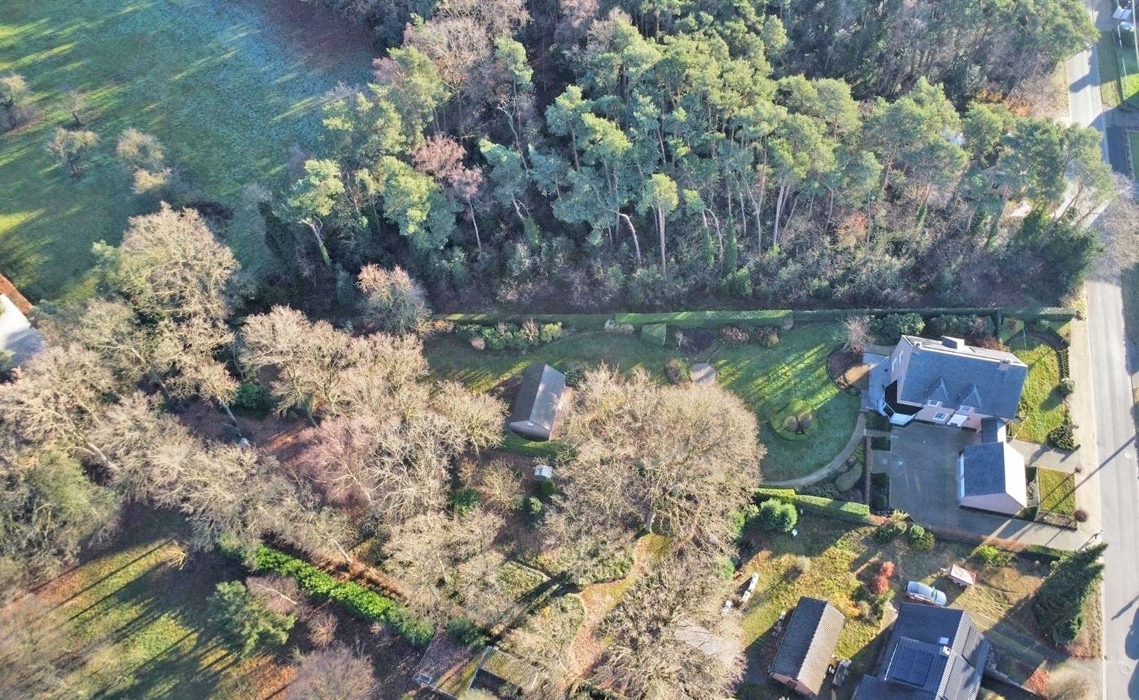 Tijdloze residentiële villa in doodlopende straat foto 24