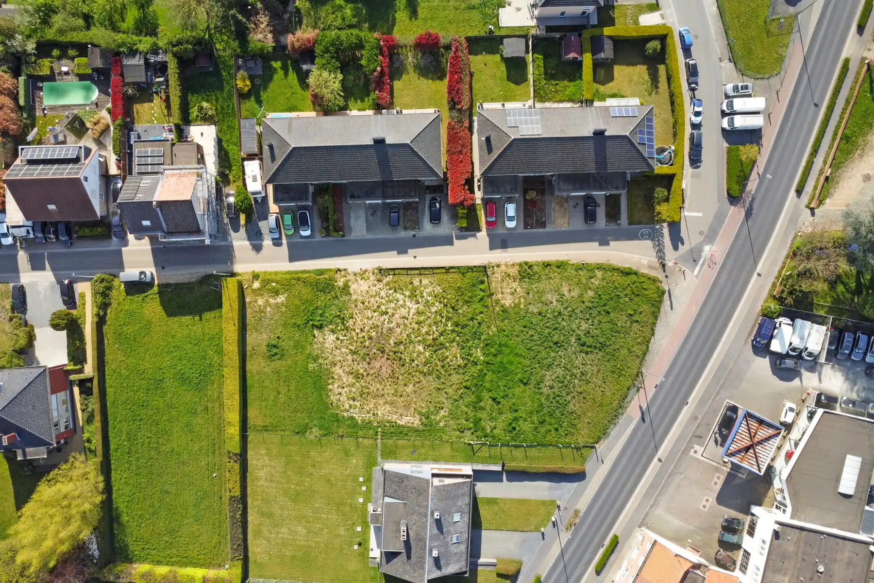 Bouwgrond van 629 m² voor open bebouwing  foto {{pictureIndex}}