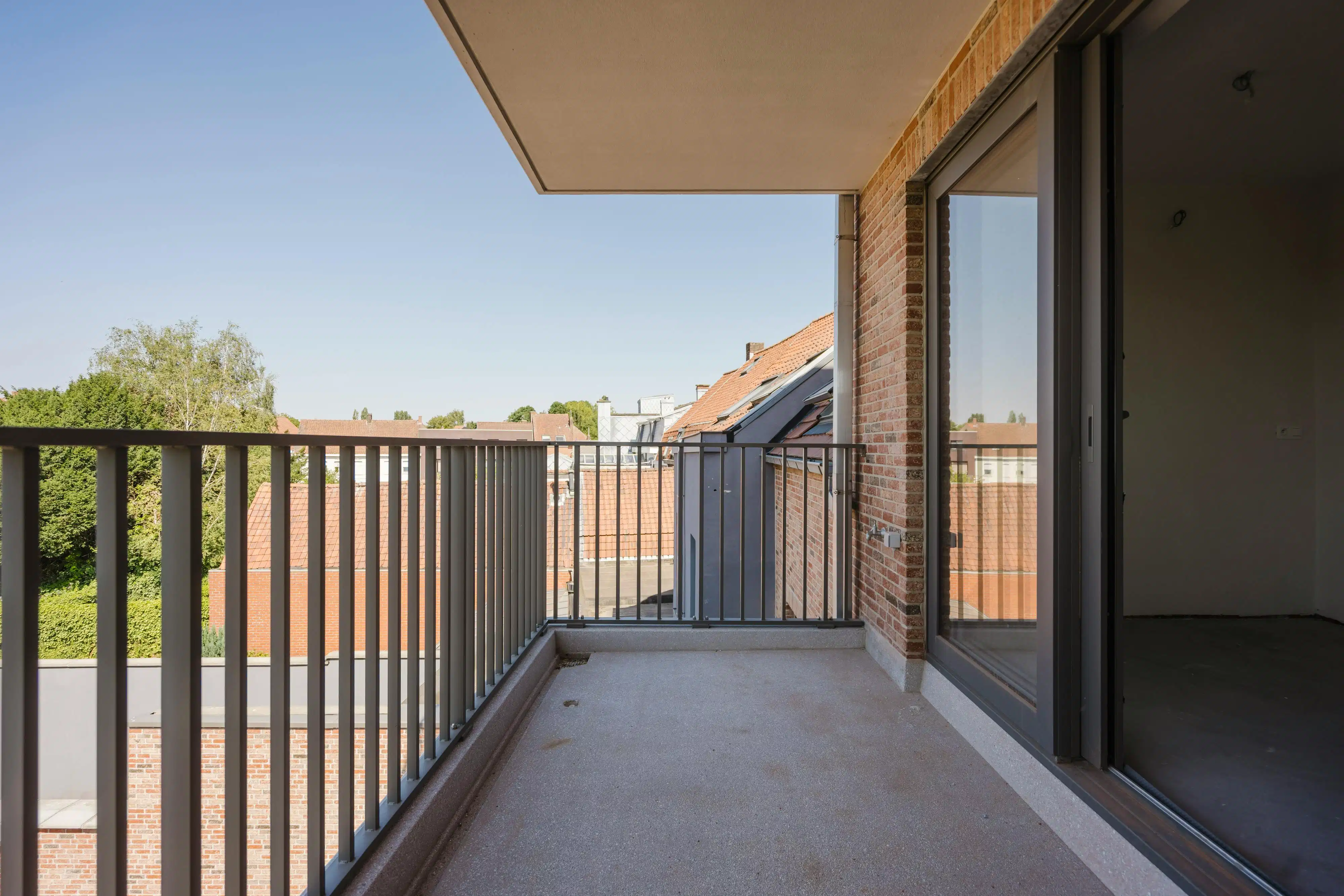 Lichtrijk 2-slaapkamerappartement met terras in Bissegem! foto 8