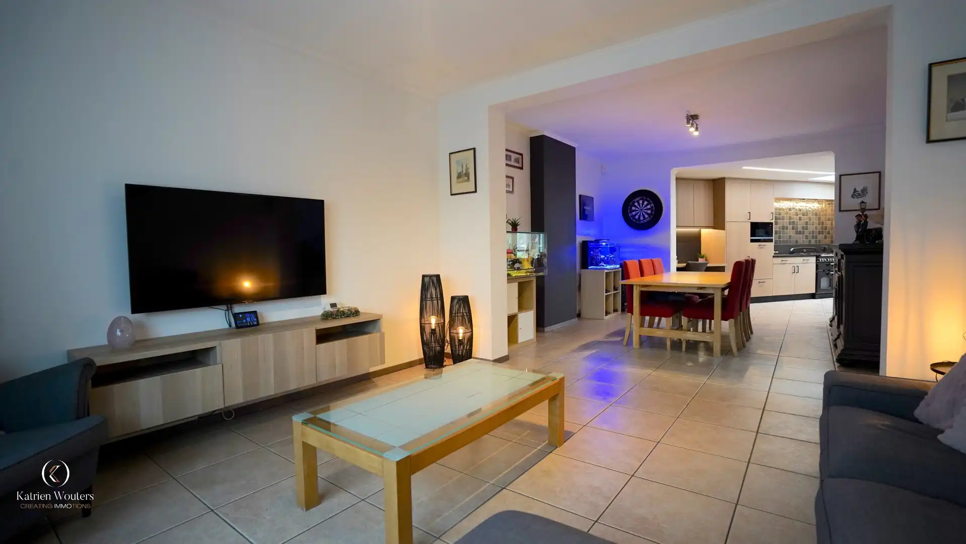 Gunstig gelegen gerenoveerde gezinswoning met tuin foto 2