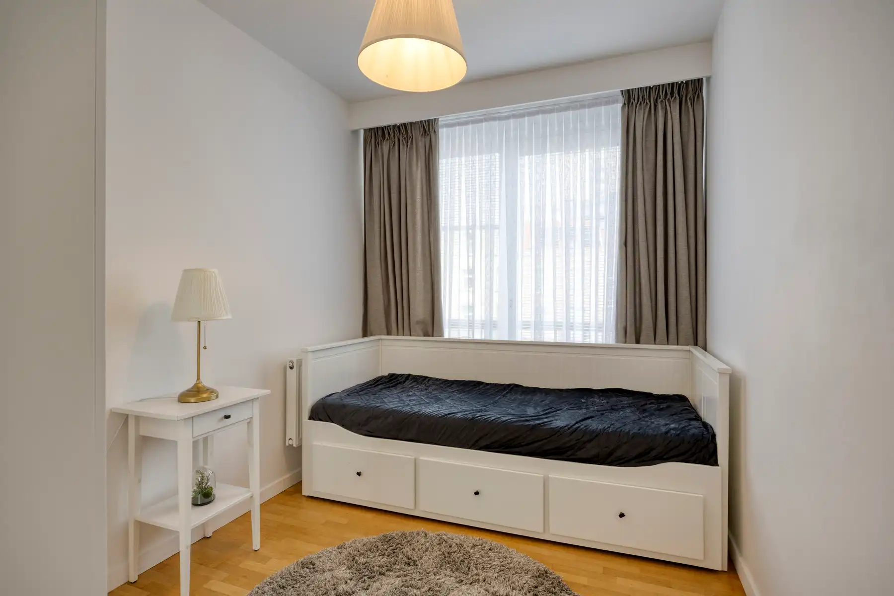 Gerenoveerd 3-slaapkamer appartement foto 15