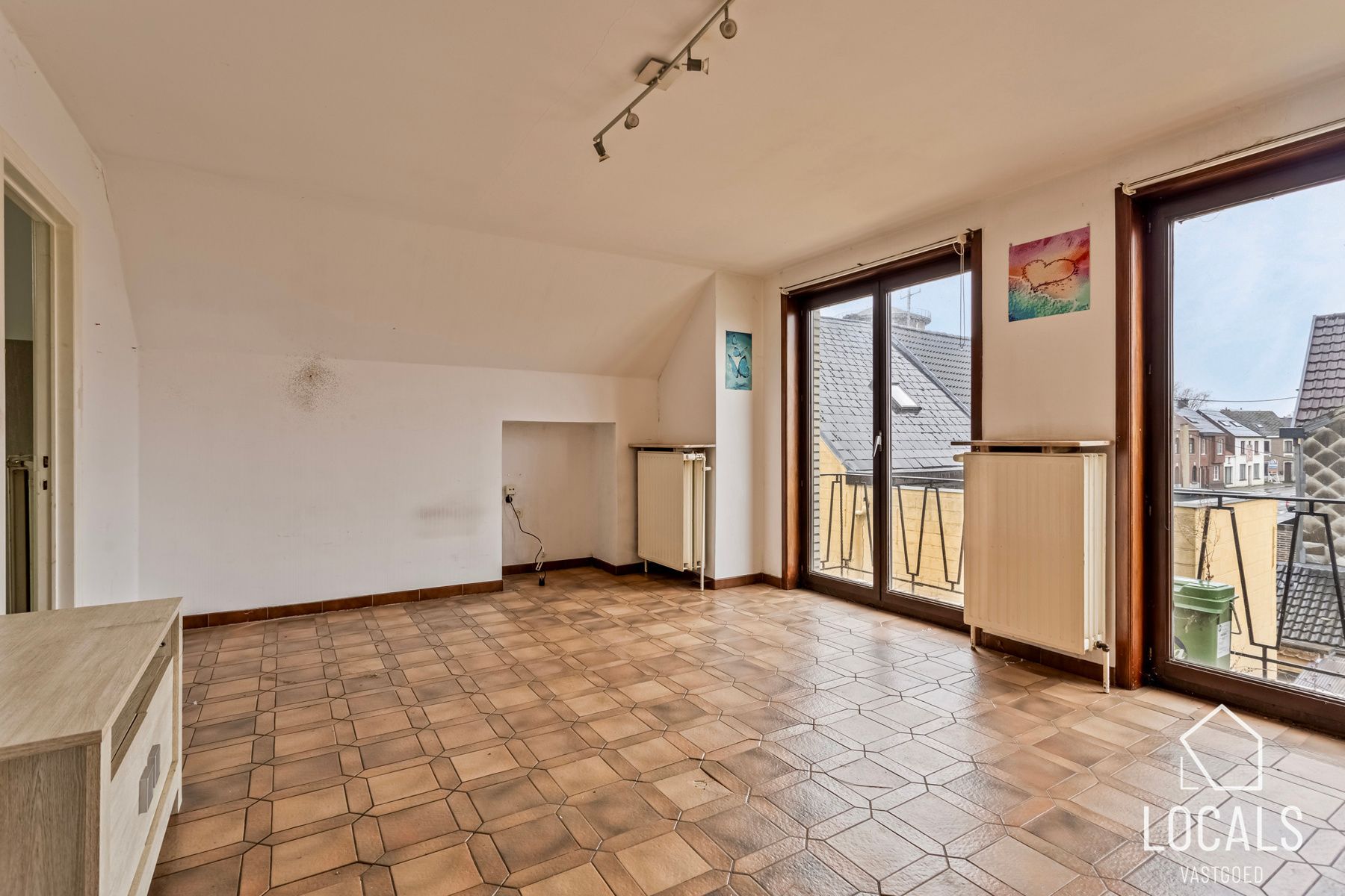 Huis ingericht als 3 appartementen te Denderleeuw foto 21