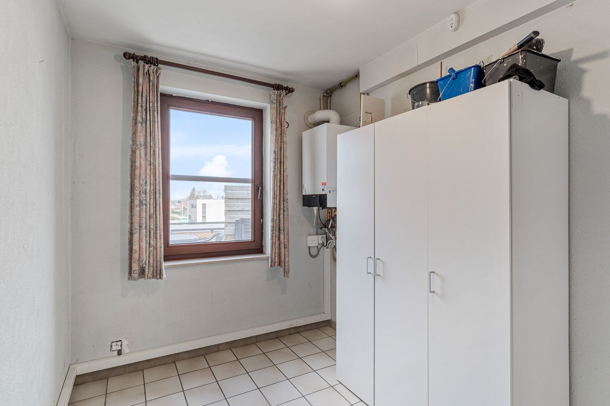 Ruim instapklaar appartement met groot terras en twee slaapkamers! foto 19