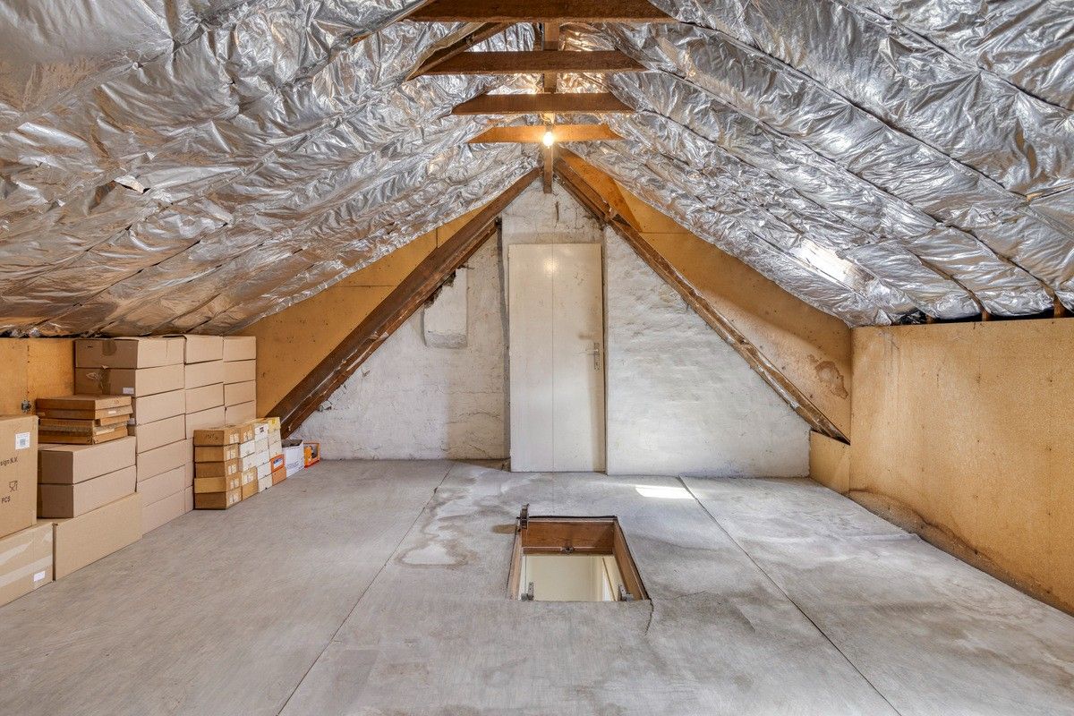 verrassend ruim en veelzijdig pand op toplocatie in Knesselare foto 26