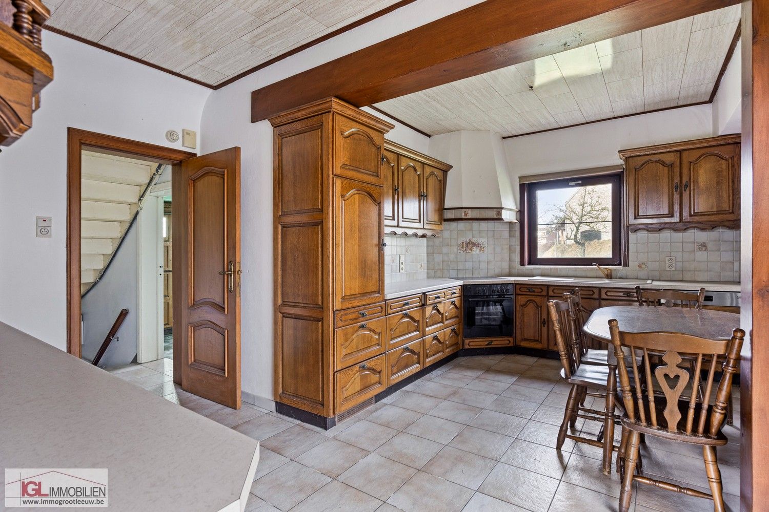 IGL stelt voor: een charmante villa met ruime tuin te koop in Lennik foto 9