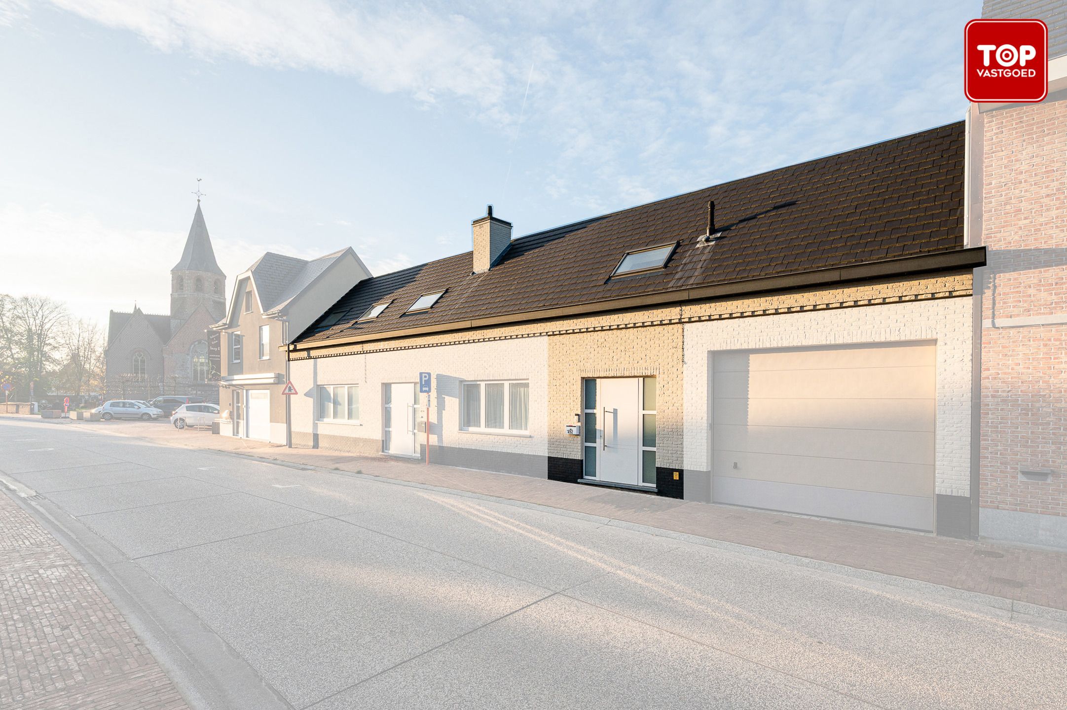 instapklare appartement met twee slaapkamers en terras foto 3