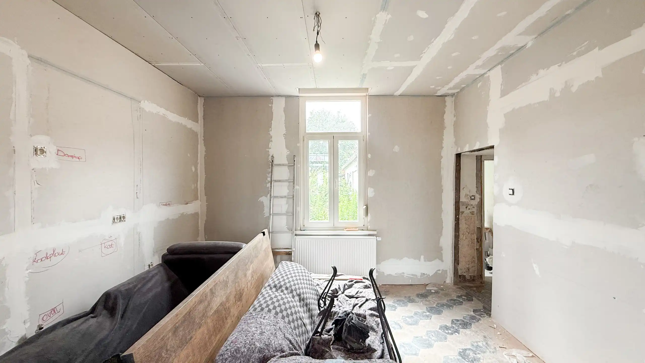 Woning met 2 slpks en ruimte voor eigen afwerking! foto 4