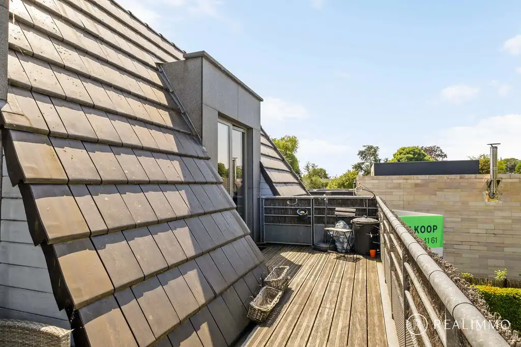 Luxueuze penthouse van 160 m² met 3 slaapkamers en parkting te Dottenijs! foto 18