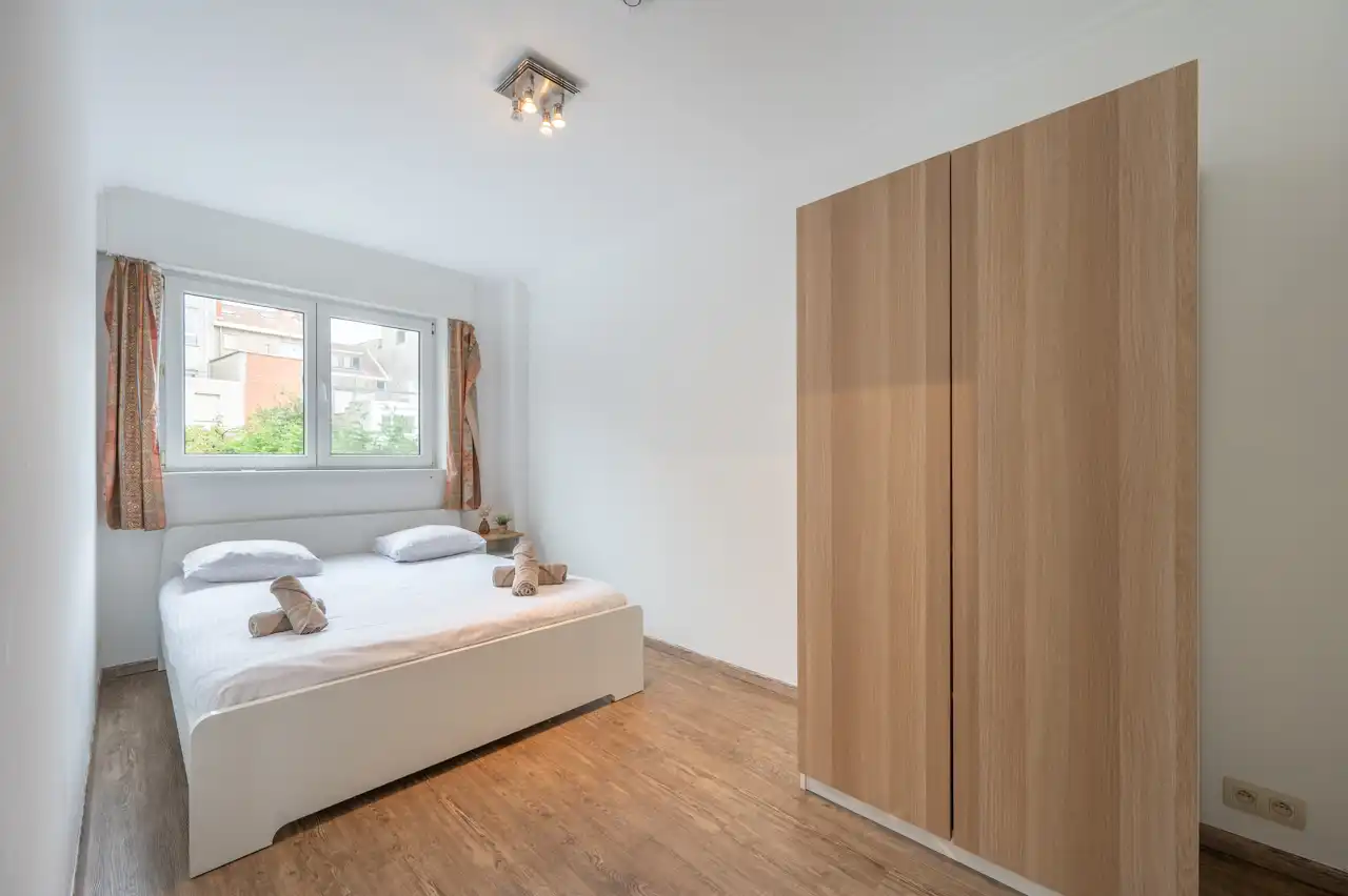 Opbrengsteigendom met 3 appartementen op toplocatie foto 29