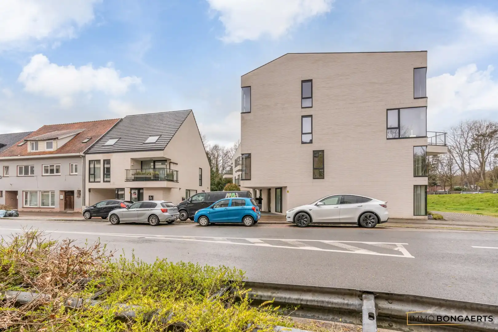 Modern appartement met 2 slaapkamers in Genk foto 24