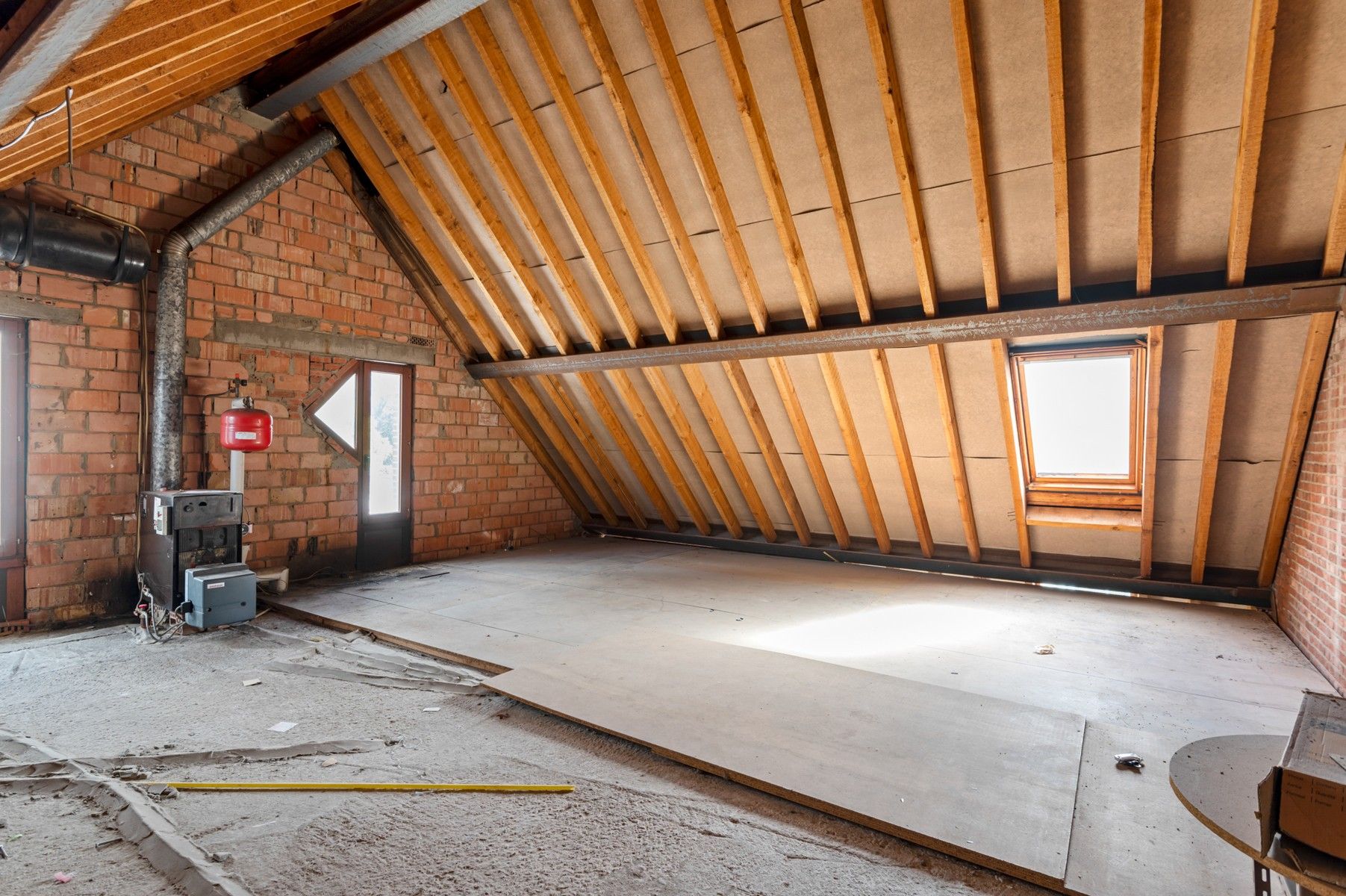 Centraal gelegen handelshuis foto 15