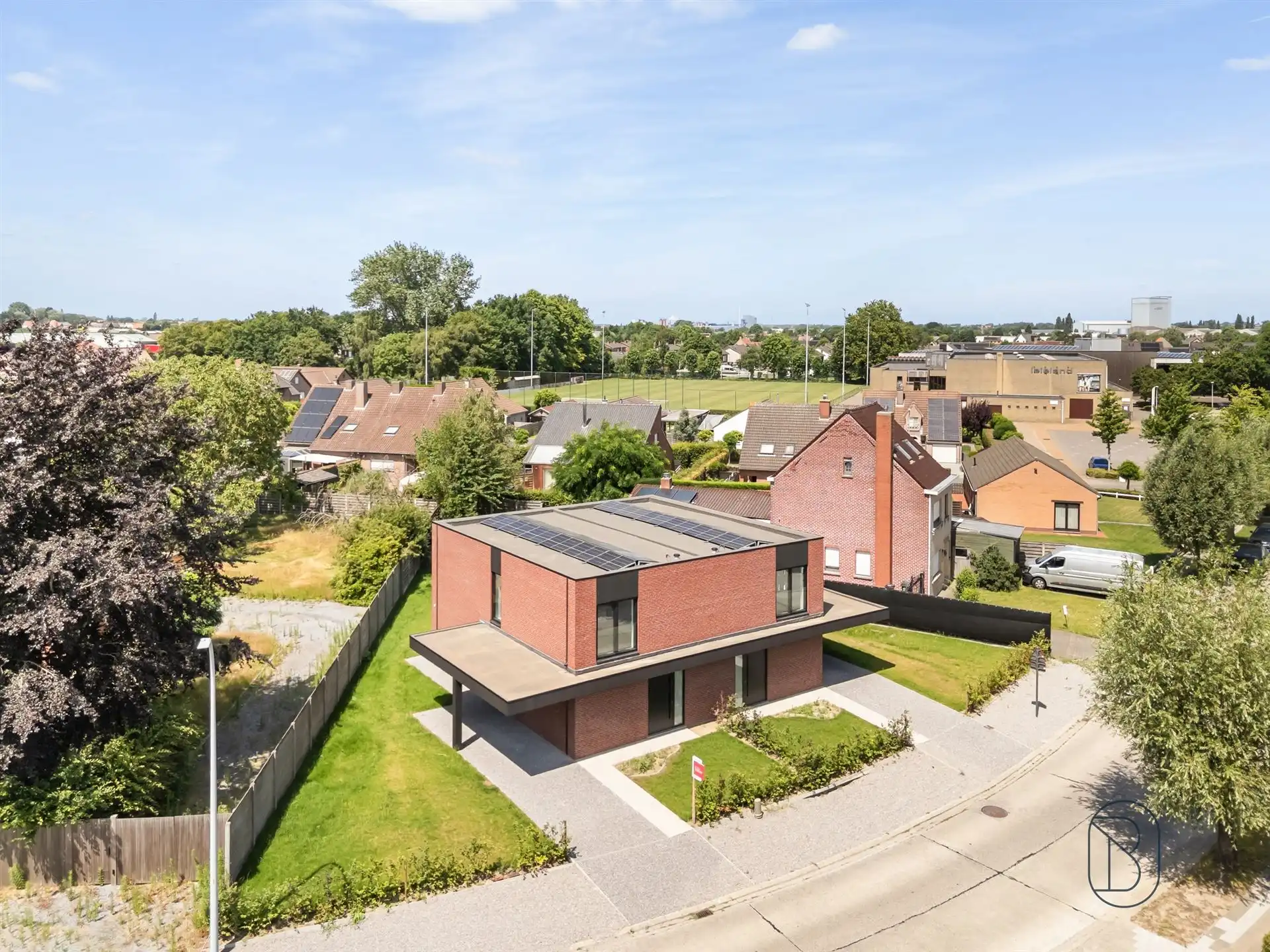 2 kwalitatieve luxueuze ENERGIENEUTRALE moderne nieuwbouwwoningen  foto 3