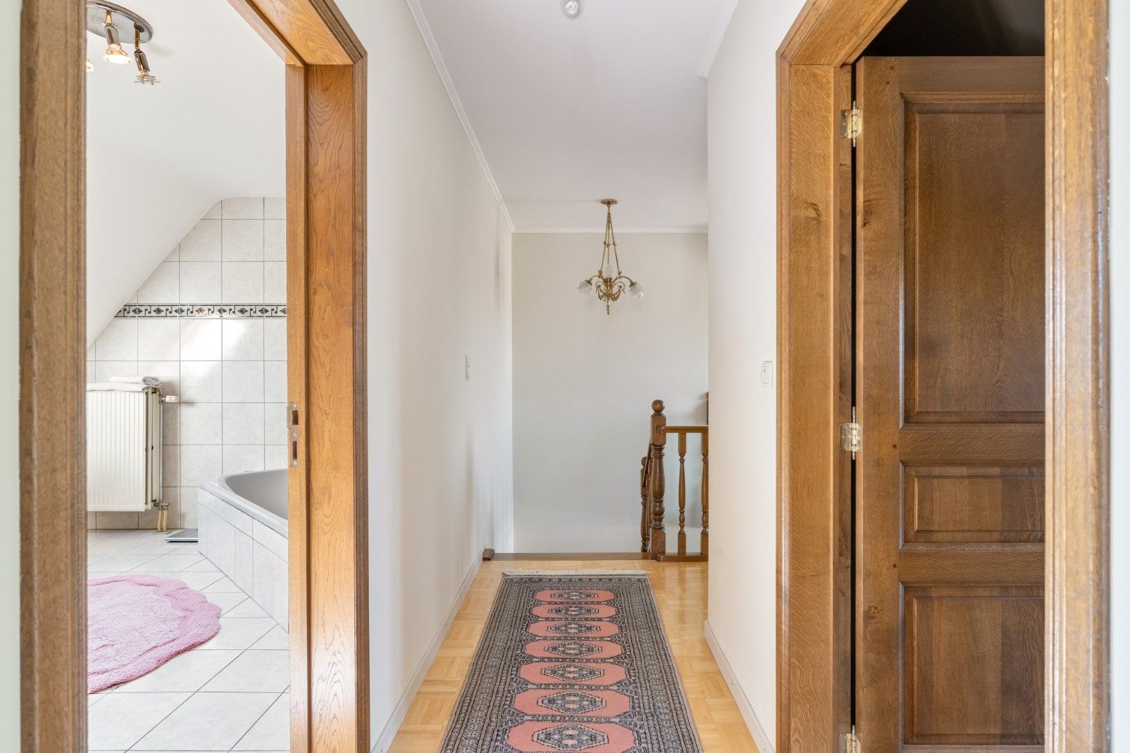 Zeer degelijk, ruim landhuis op een rustige locatie vlakbij de dorpskern van Opglabbeek foto 23