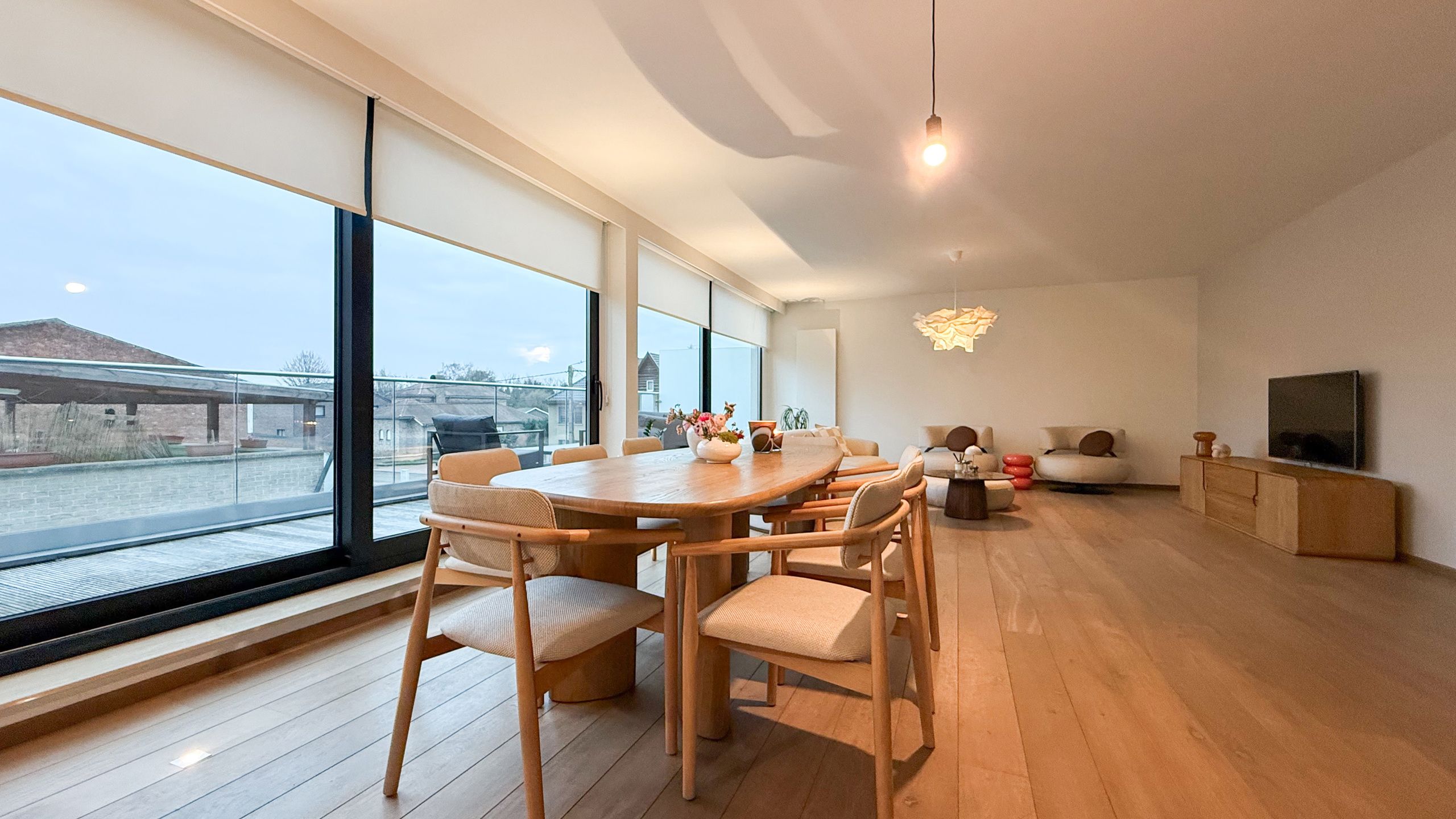 Ruim appartement met 3 slaapkamers en groot terras in Boekt! foto 8