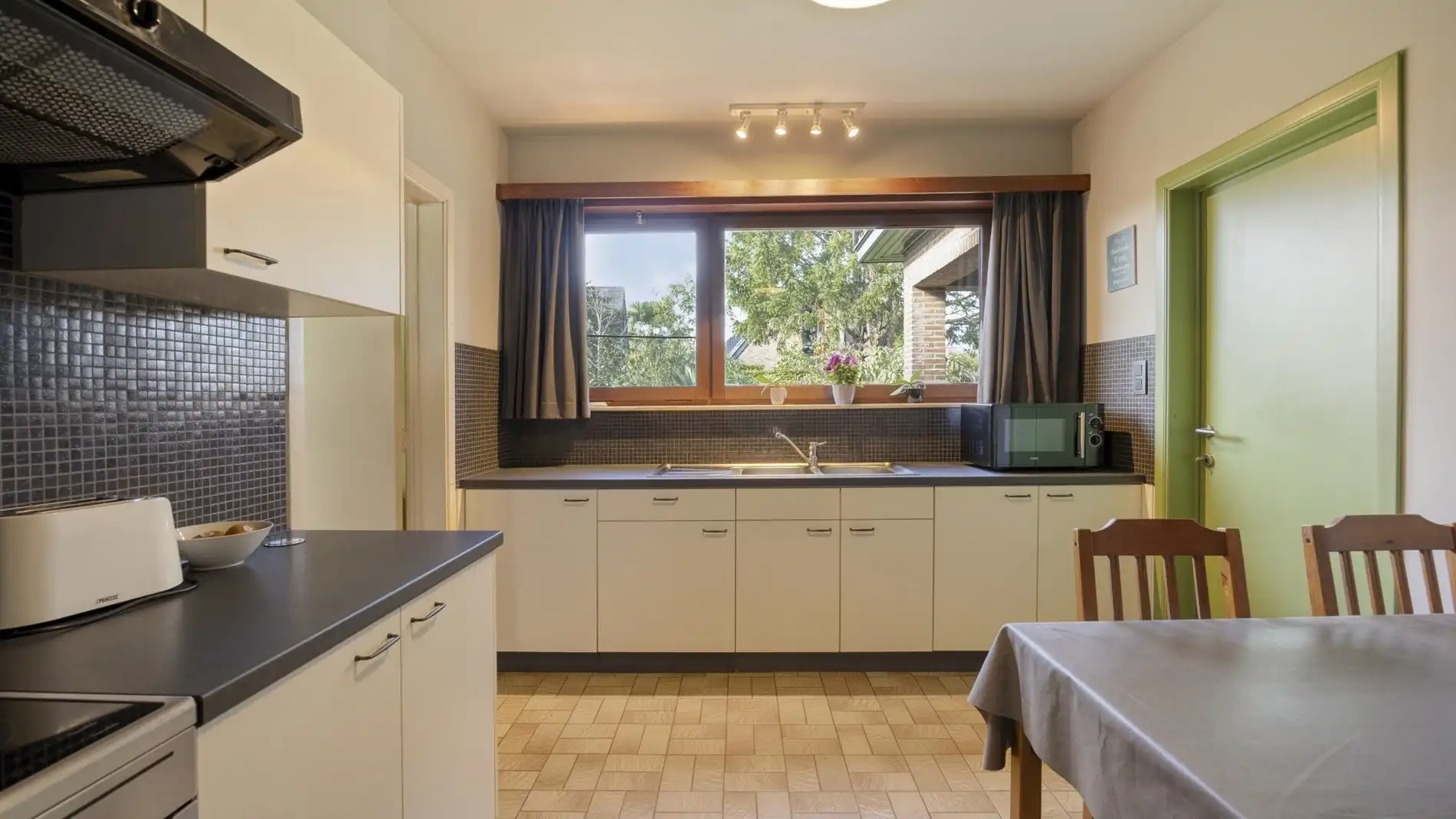 Rustig gelegen gelijkvloerse woning in Werchter foto 11