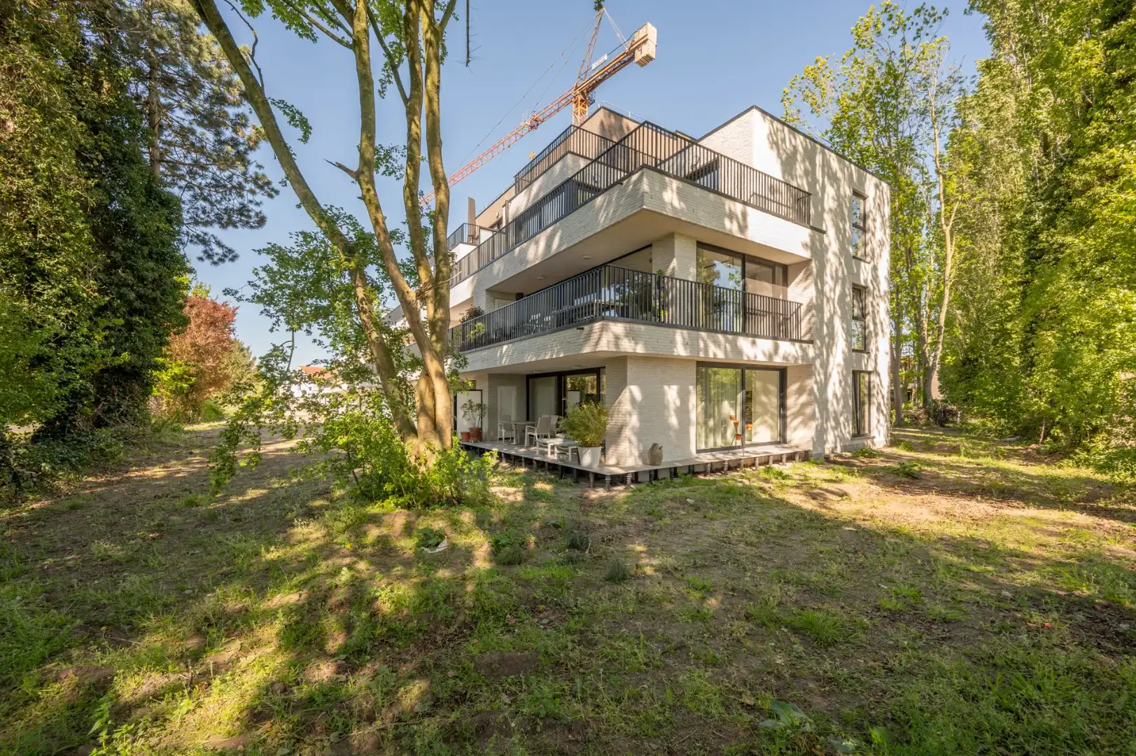 Subliem appartement te Sijsele met groot zonneterras! foto 2