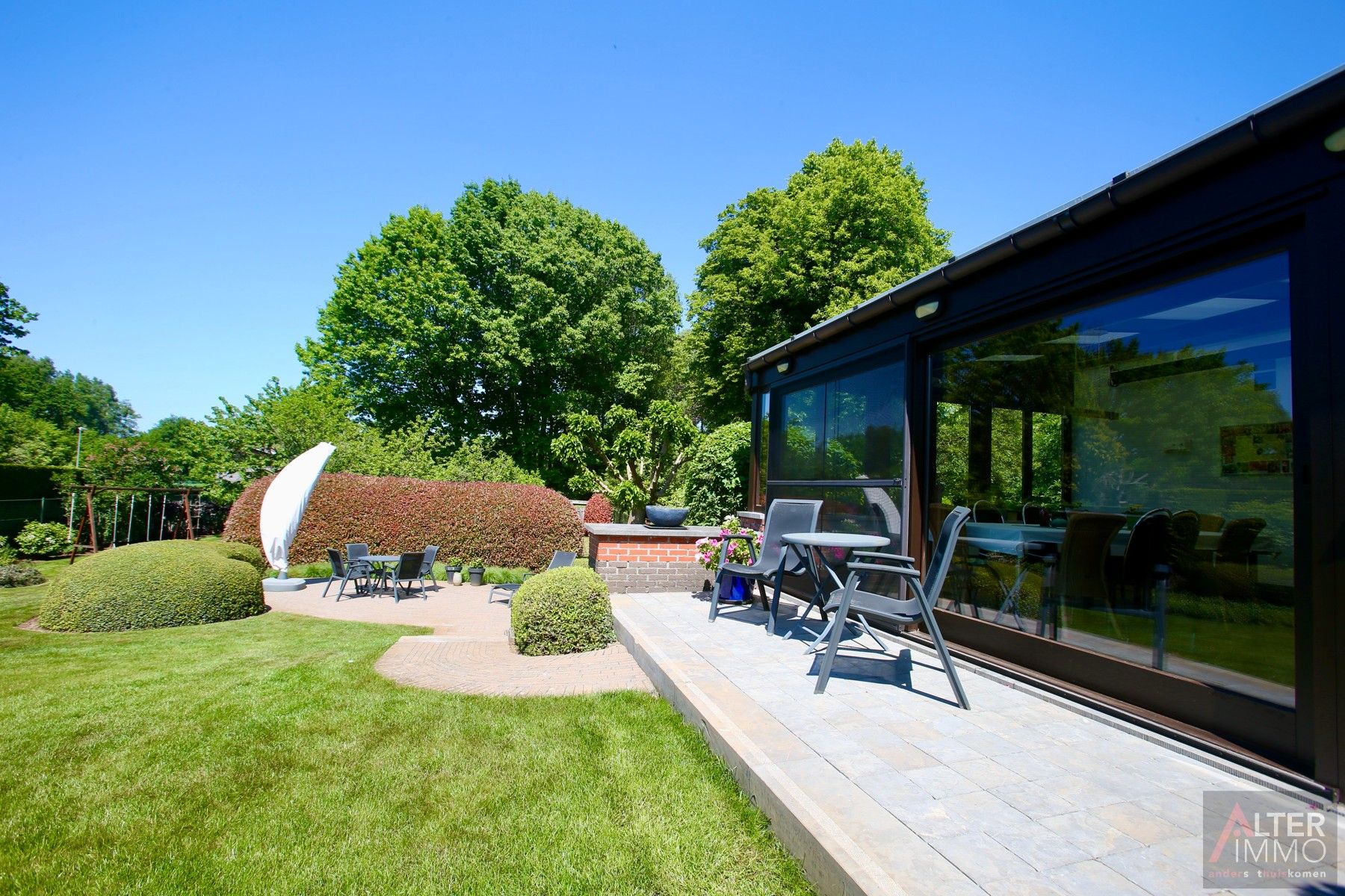 Uitzonderlijke woning op een uitstekende locatie. Top onderhouden,  4/5 slaapkamers op een extra breed (41,5m) perceel van ca. 20 are vlakbij Zolder centrum - prachtige tuin! foto 37