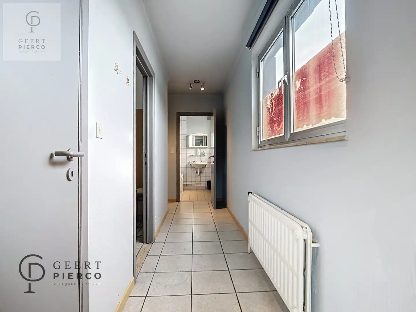 Multifunctioneel pand gelegen op een zeer gunstige locatie. foto 22