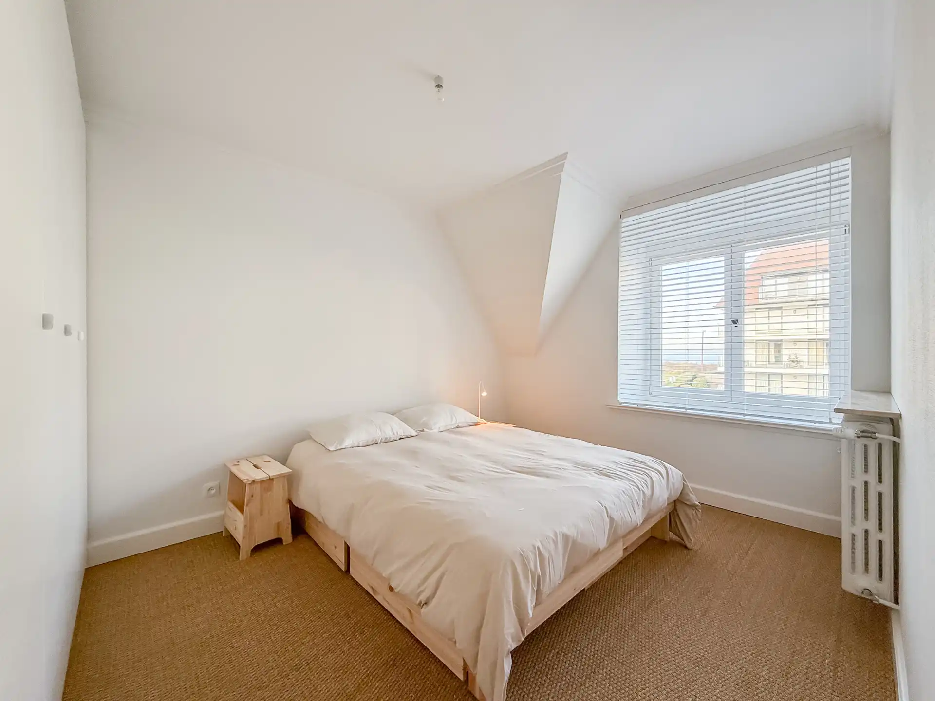 Stijlvol gemeubeld appartement / toplocatie nabij de Zeedijk foto 14