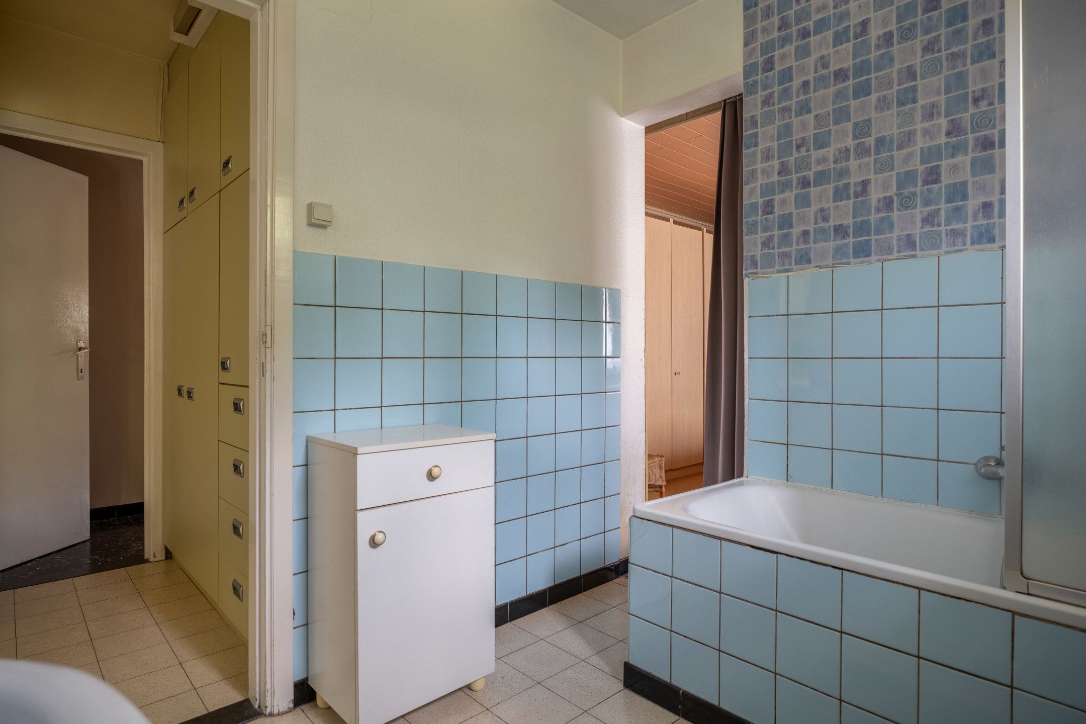 Te renoveren gelijkvloerswoning op mooi perceel van 1.437 m² foto 16