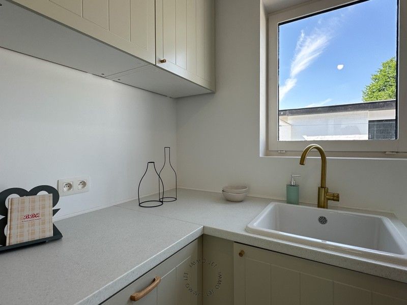 Volledig gerenoveerde, instapklare woning met 3 slaapkamers en tuin foto 9