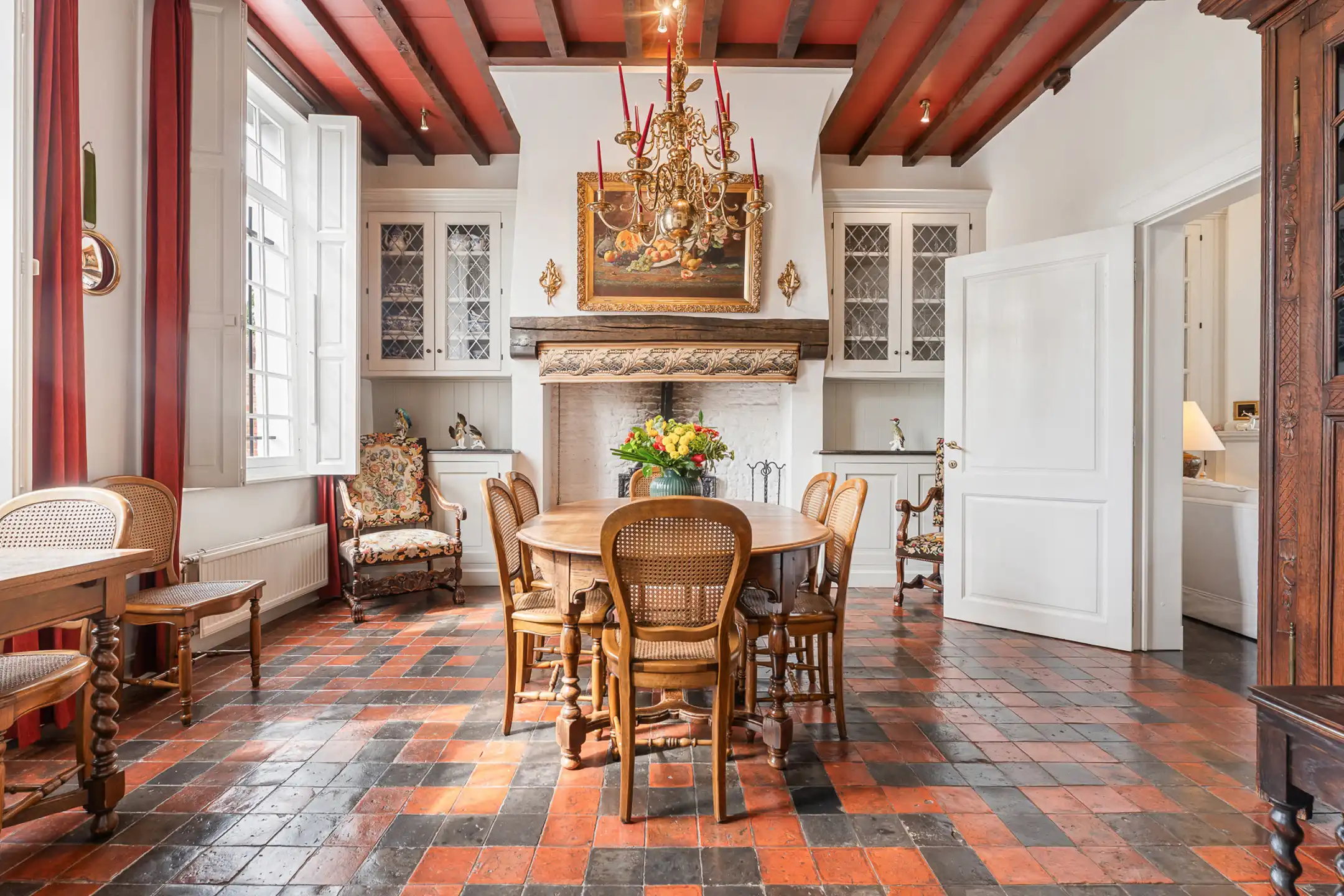 Historische herenhuis in het Begijnhof van Hoogstraten foto 6
