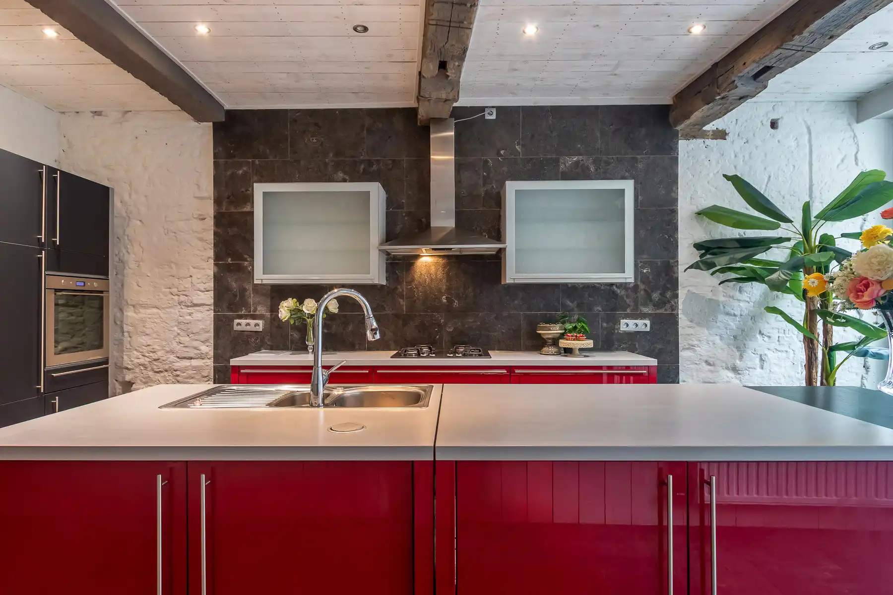 Grote woning met tal van mogelijkheden in bruisend centrum foto 3