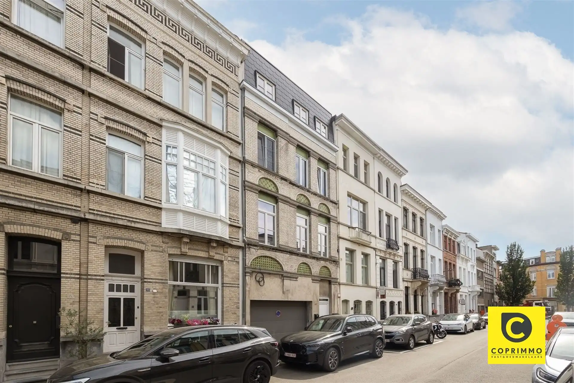 Unieke magazijn/garage aan de Markgravelei
 foto 22