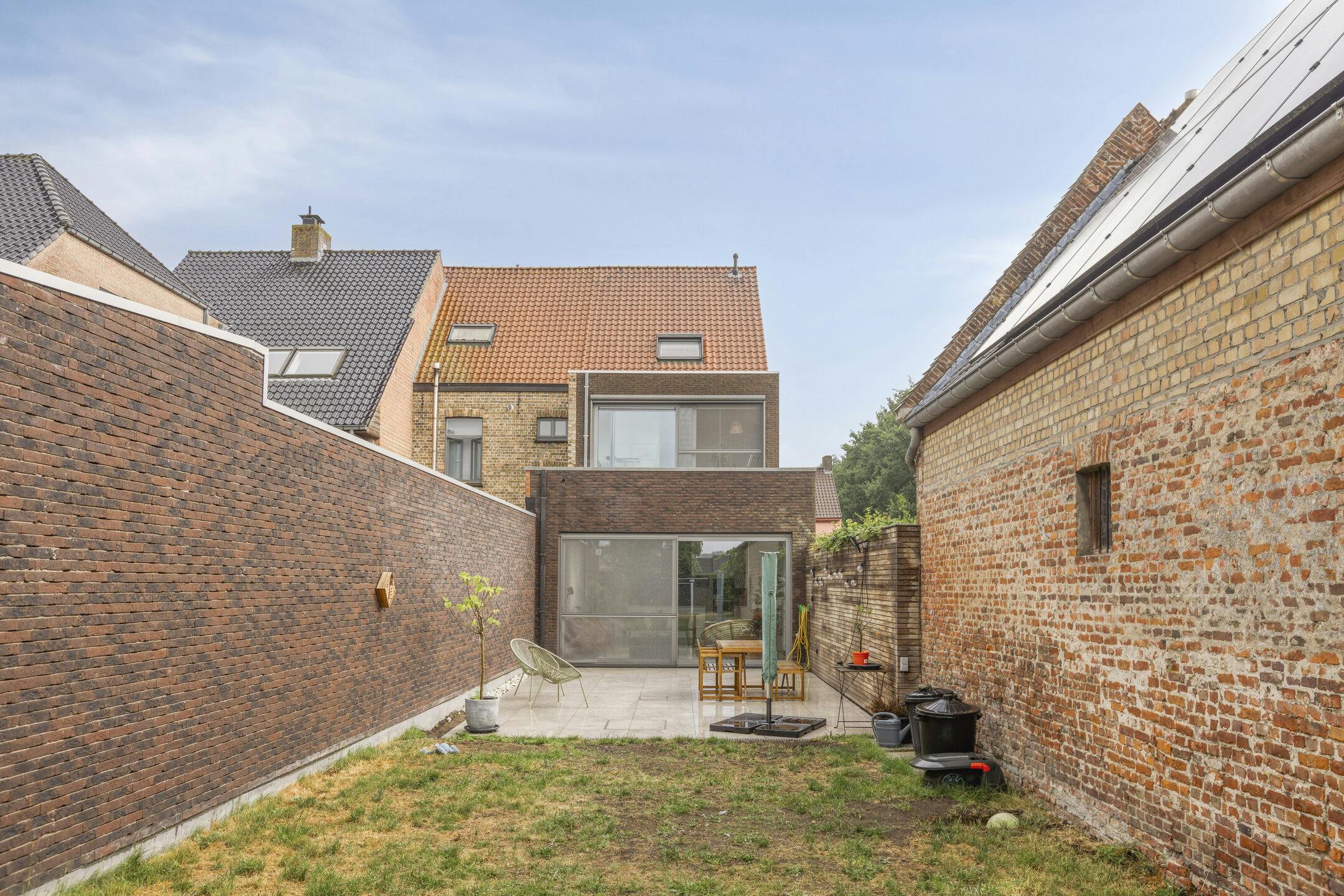 Instapklaar huis te koop in centrum Sint-Andries foto 2